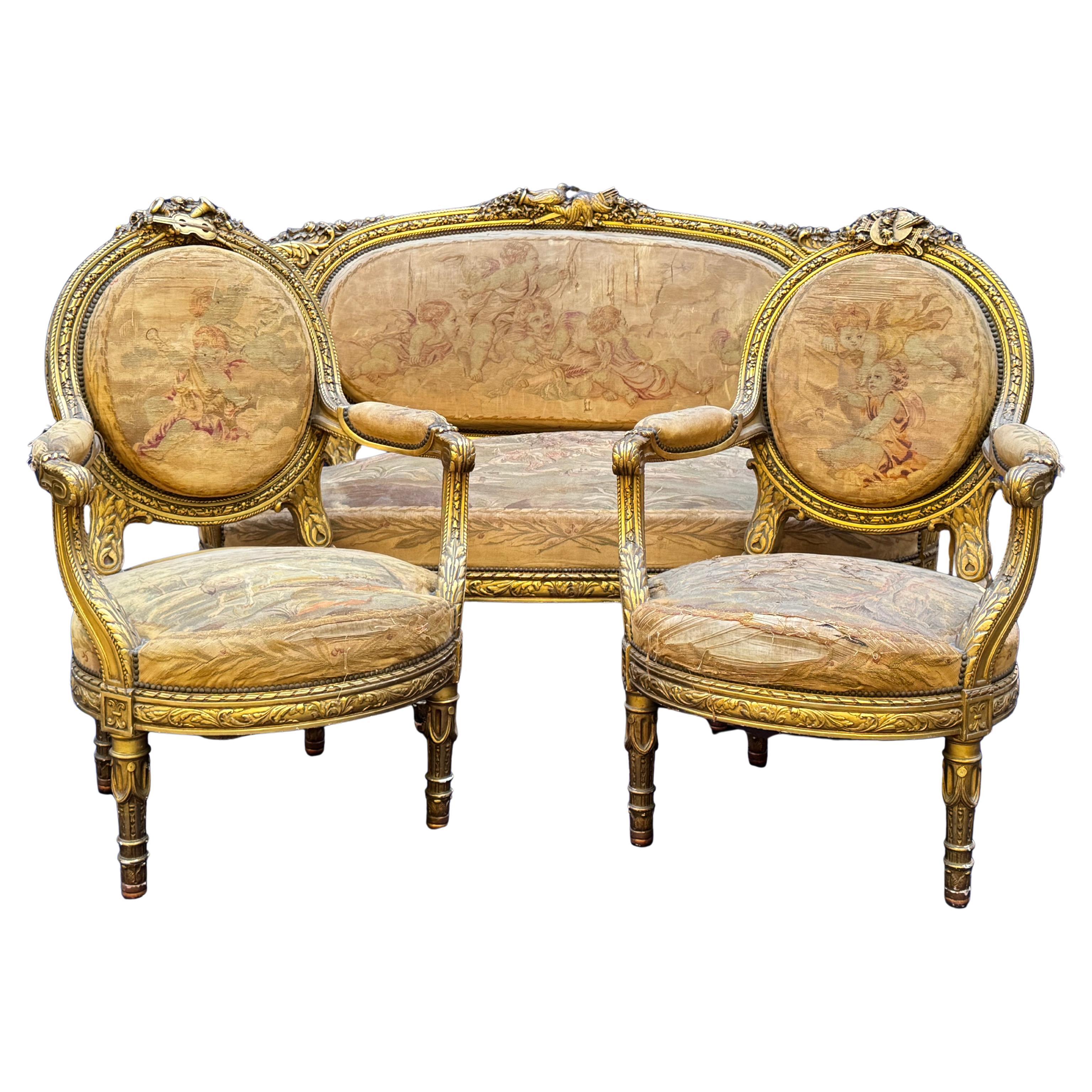 Suite de salón francesa del siglo XIX en madera dorada estilo Luis XVI con tapicería Tapestry Upholstering Francés en venta