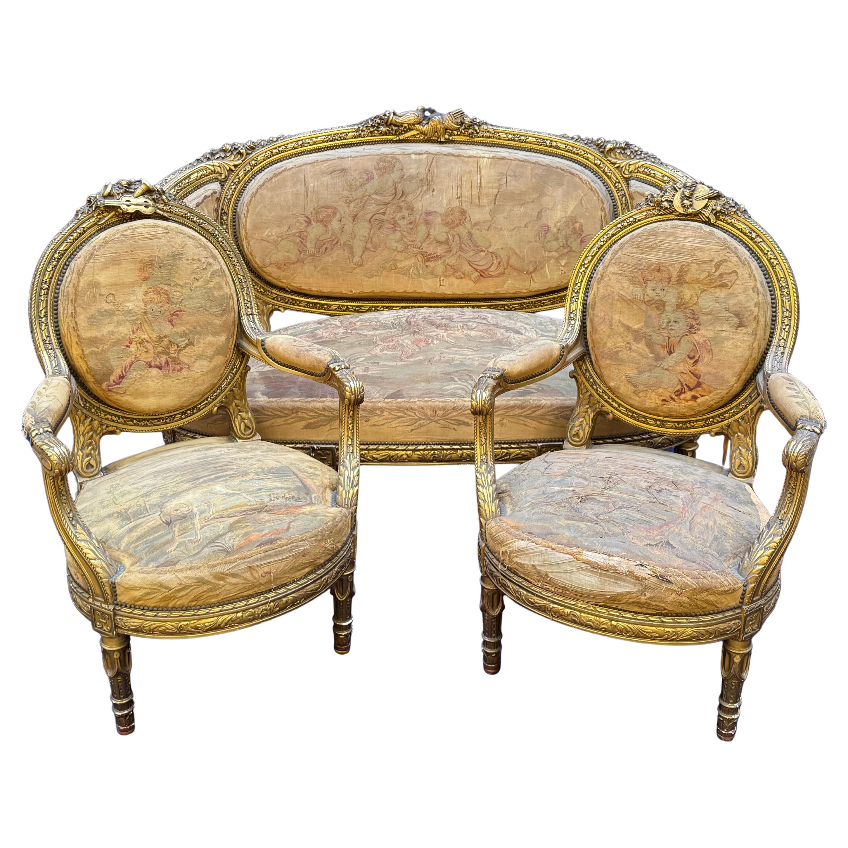 Suite de salón francesa del siglo XIX en madera dorada estilo Luis XVI con tapicería Tapestry Upholstering Fines del siglo XIX en venta
