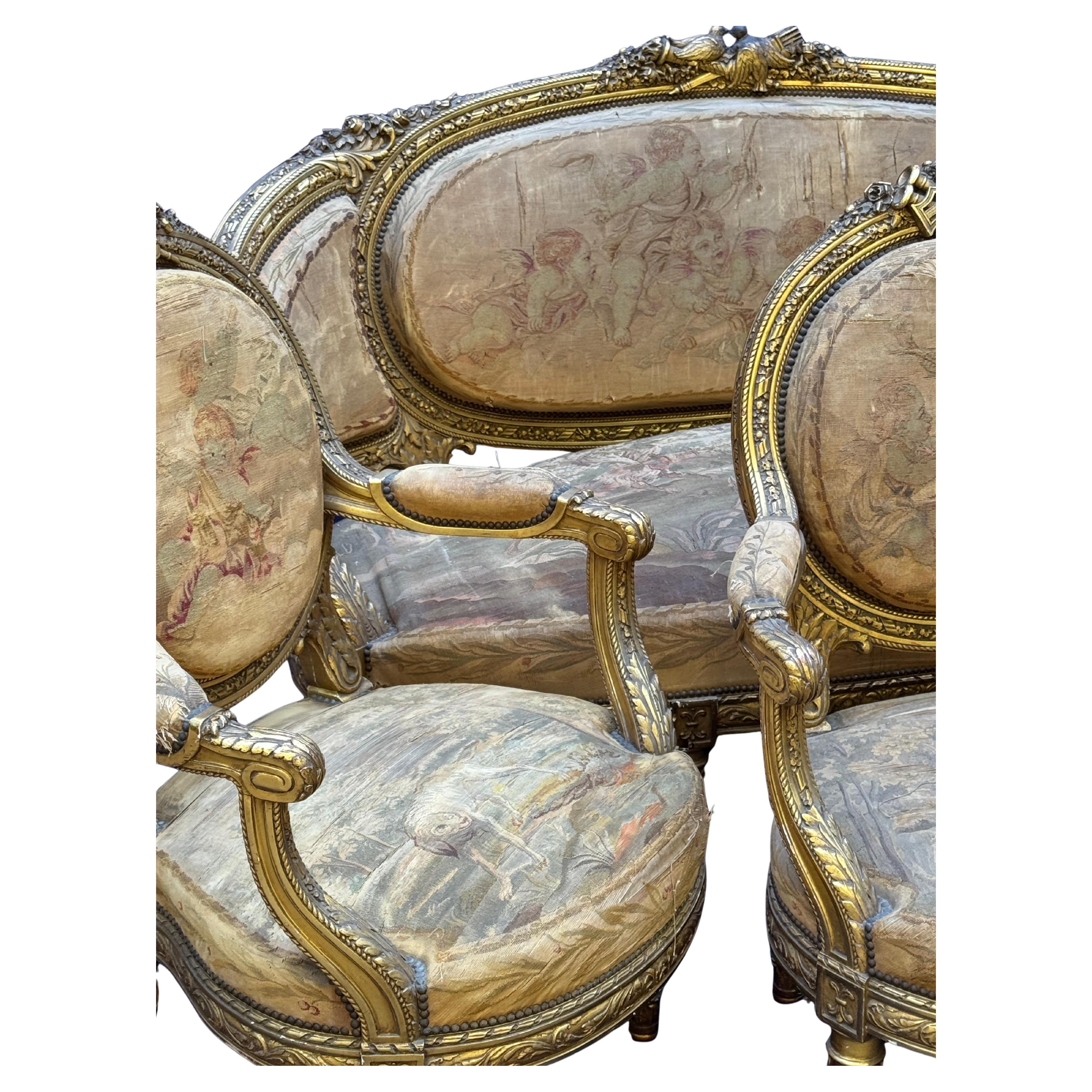 Suite de salón francesa del siglo XIX en madera dorada estilo Luis XVI con tapicería Tapestry Upholstering Madera dorada en venta