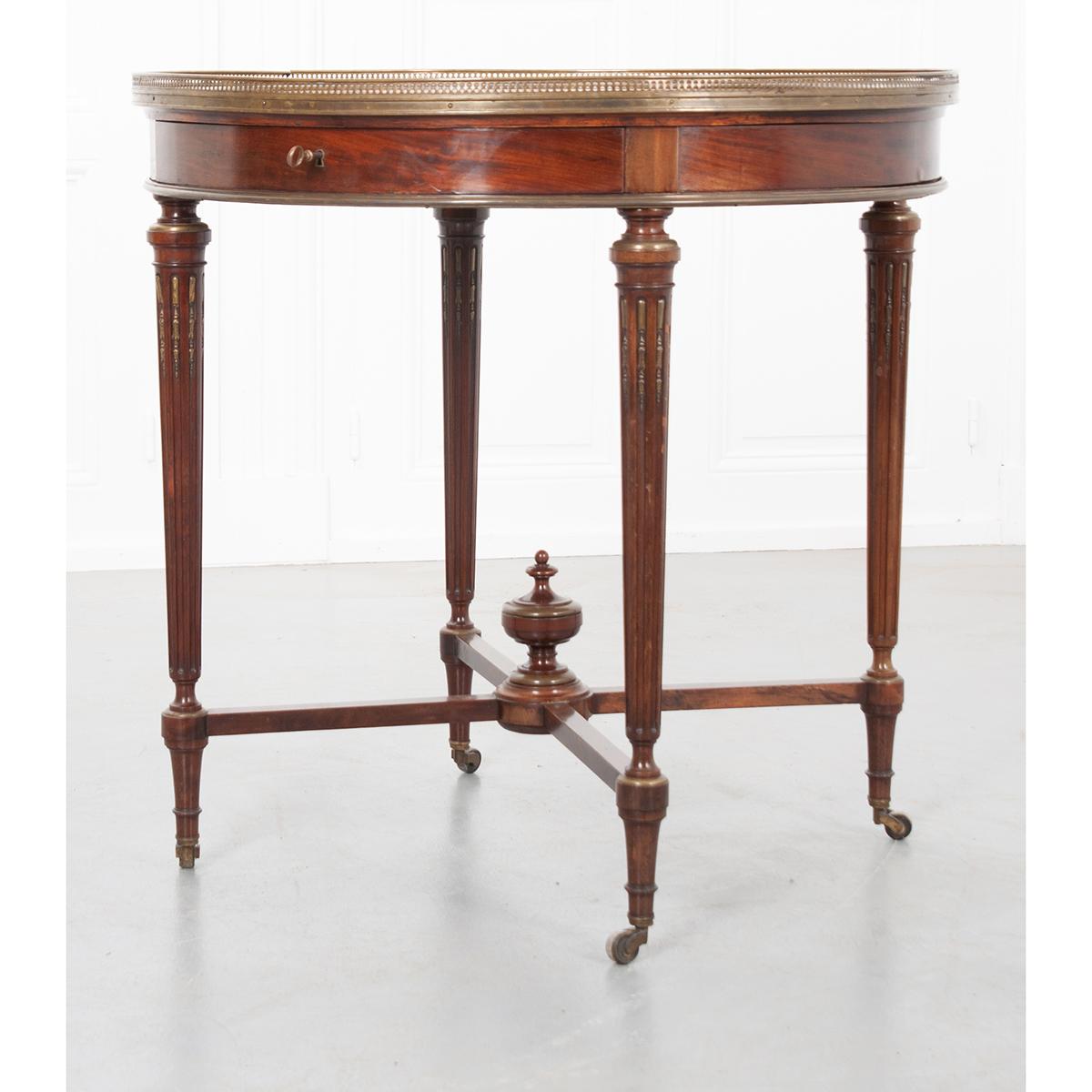 French 19th Century Louis XVI-Style Gueridon For Sale 5