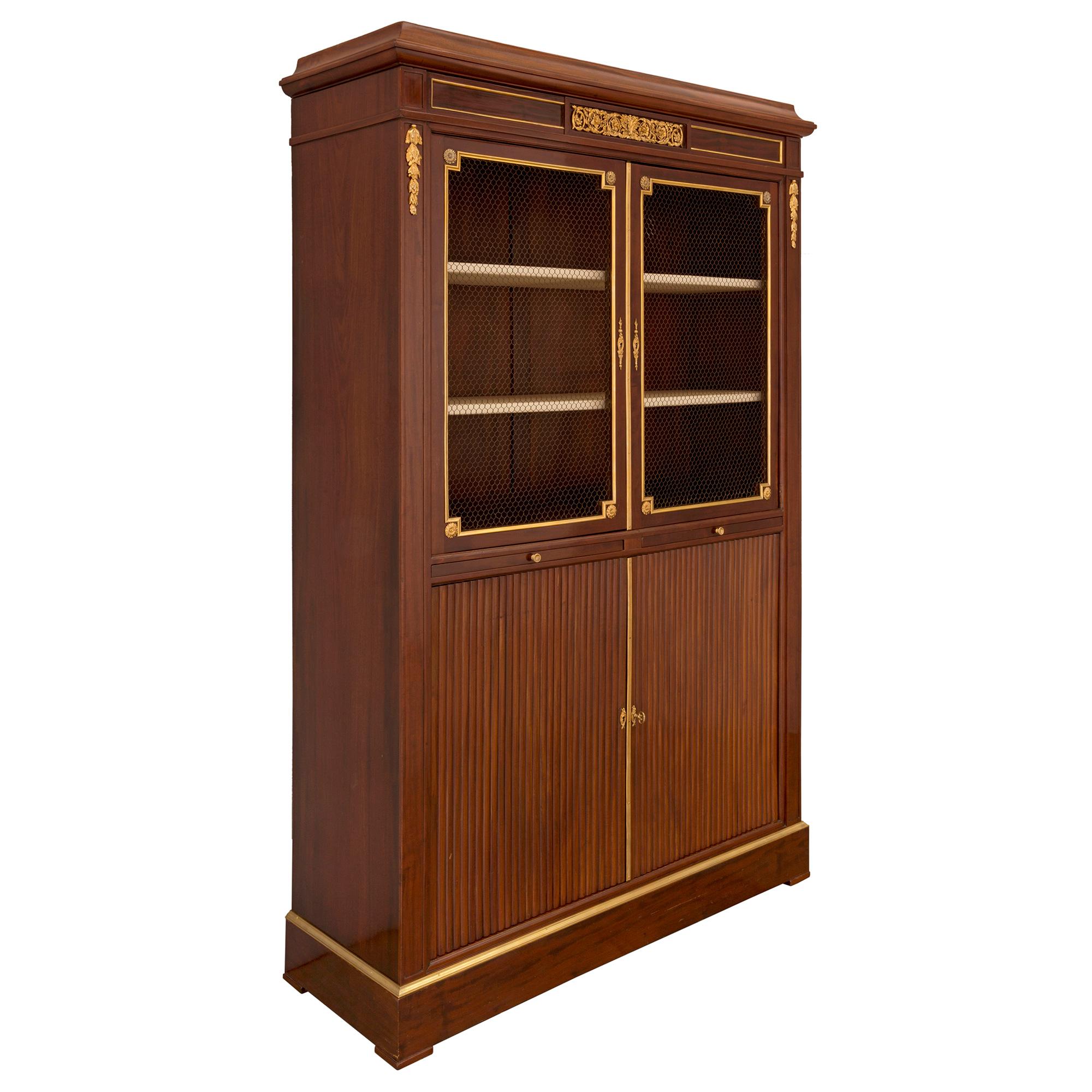 French 19th Century Louis XVI Style Mahogany and Ormolu Display Cabinet In Good Condition For Sale In West Palm Beach, FL