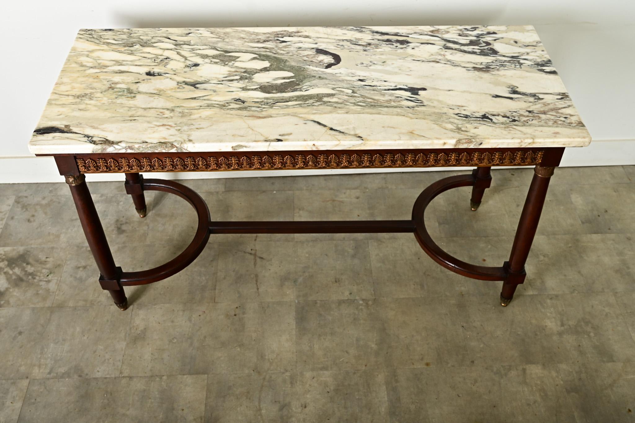 Mesa central francesa de caoba estilo Luis XVI del siglo XIX en Bueno estado para la venta en Baton Rouge, LA