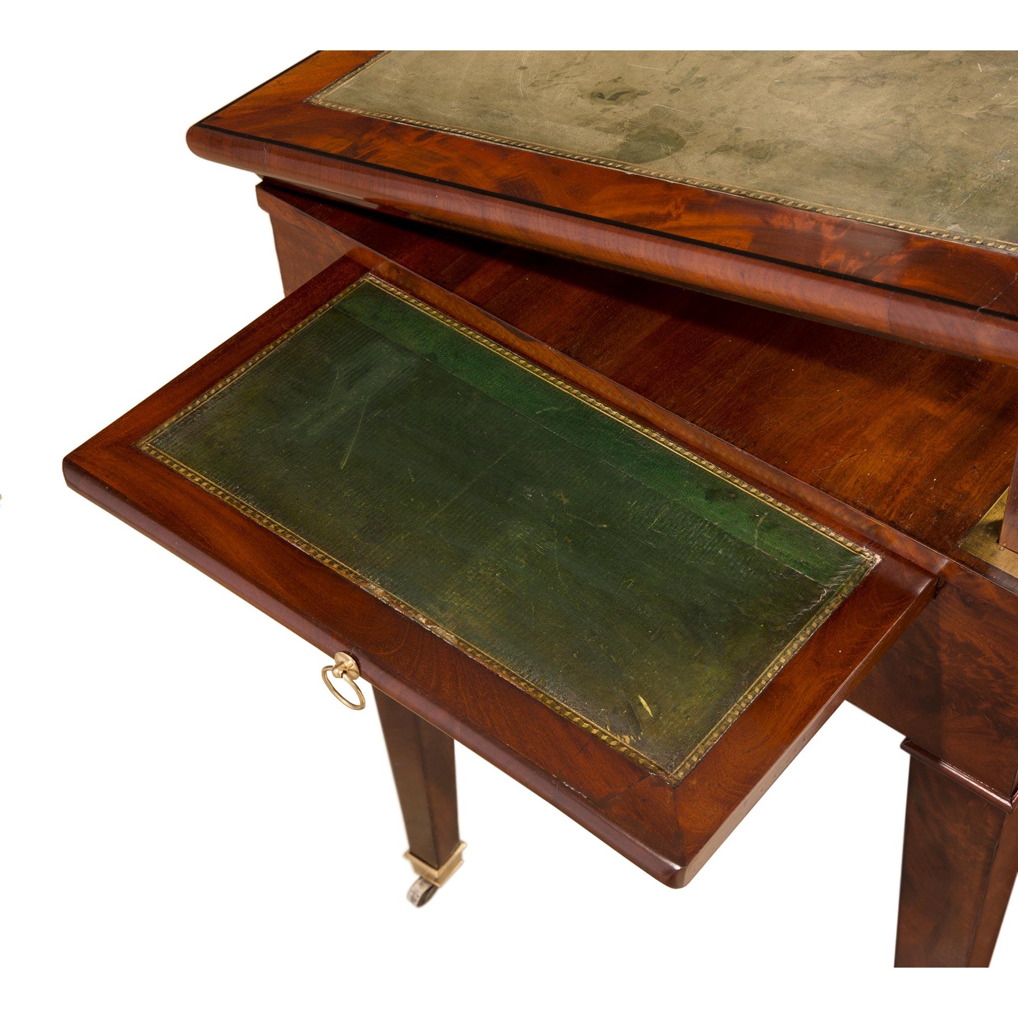 French 19th Century Louis XVI Style Mahogany Desk ‘A la Tronchin’ For Sale 4