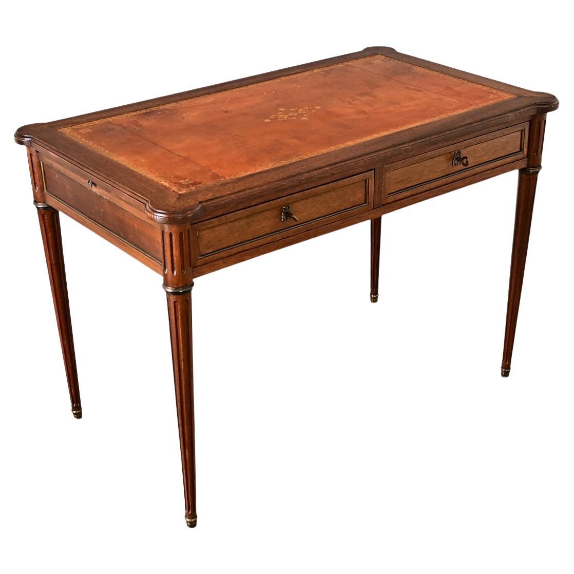 Französischer Mahagonischreibtisch im Louis-XVI-Stil des 19. im Angebot