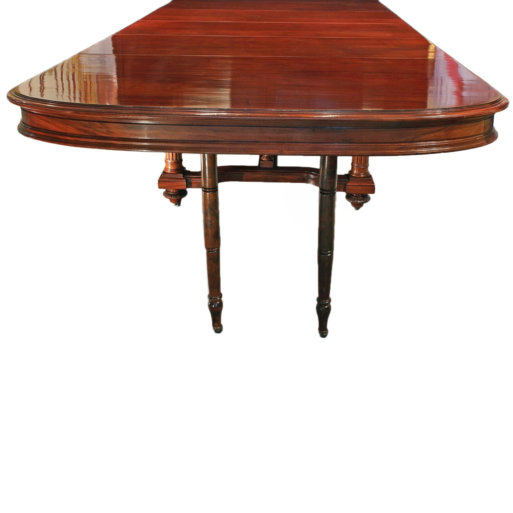 French 19th Century Louis XVI Style Mahogany Dining Table In Good Condition For Sale In West Palm Beach, FL