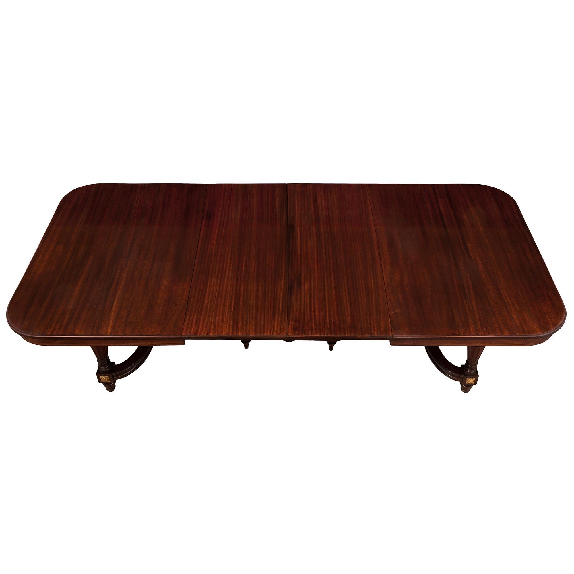French 19th Century Louis XVI Style Mahogany Dining Table with Two Extensions For Sale 7