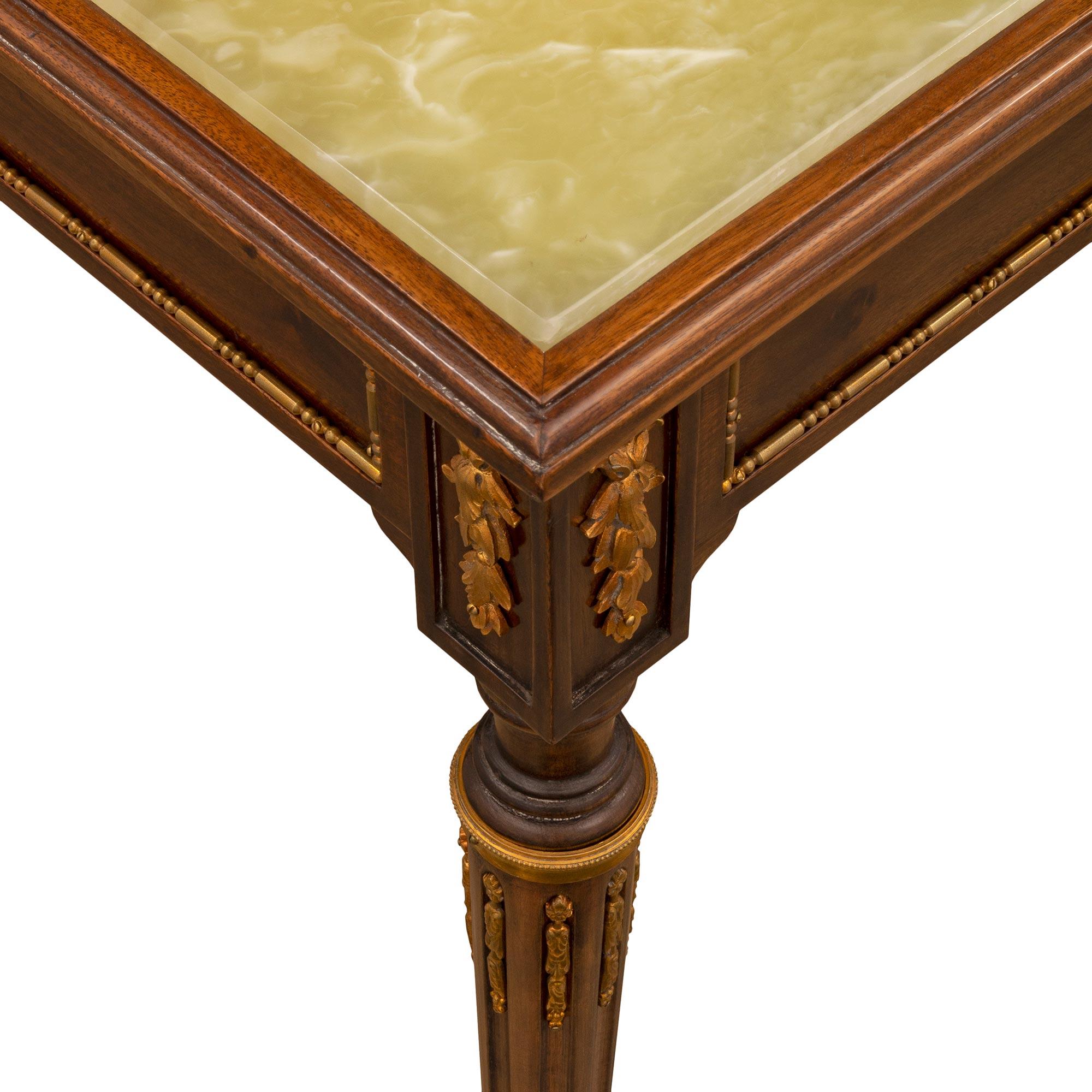 French 19th Century Louis XVI Style Mahogany, Onyx and Ormolu Table For Sale 2