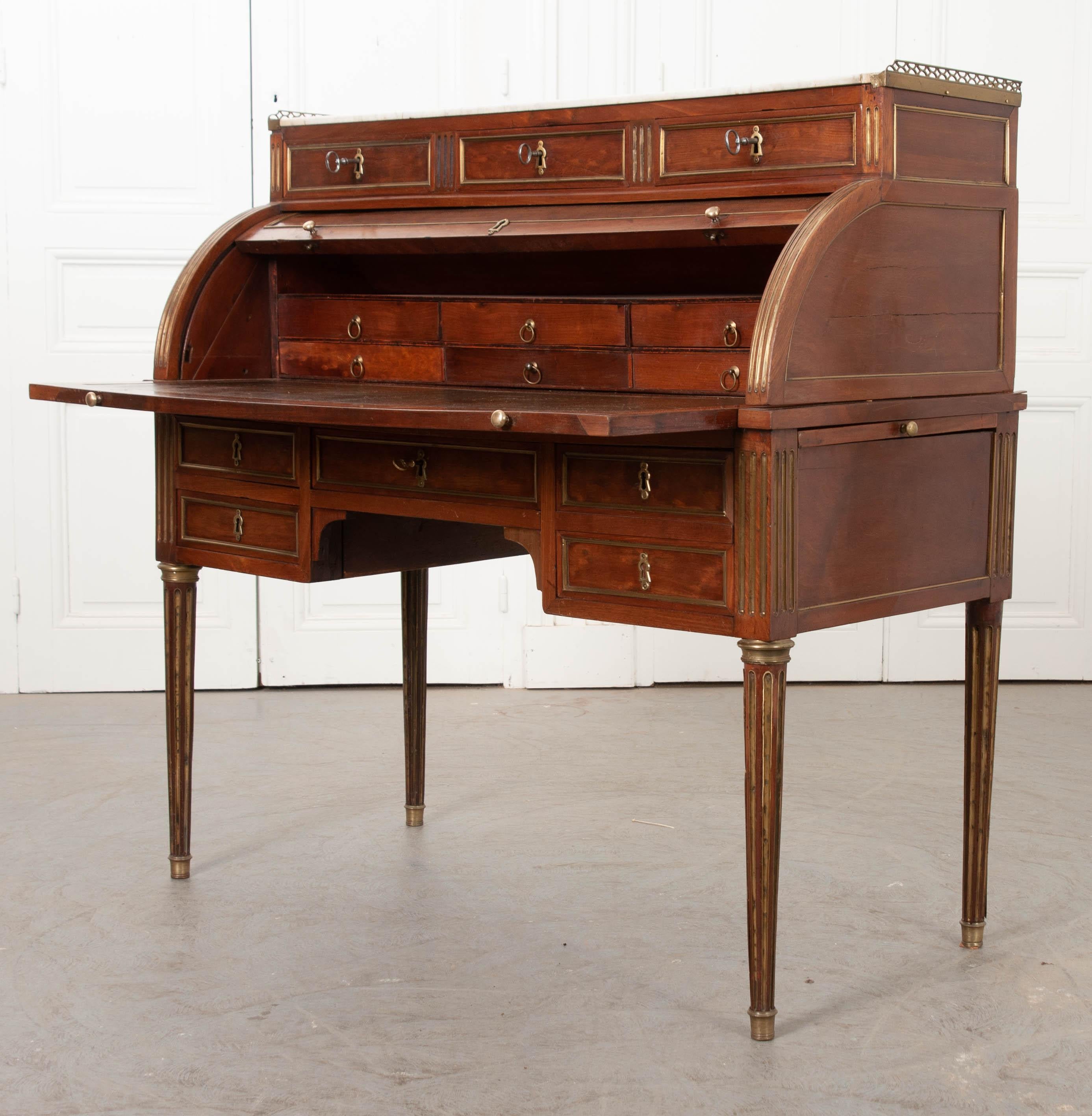 French 19th Century Louis XVI-Style Mahogany Roll Top Desk 8