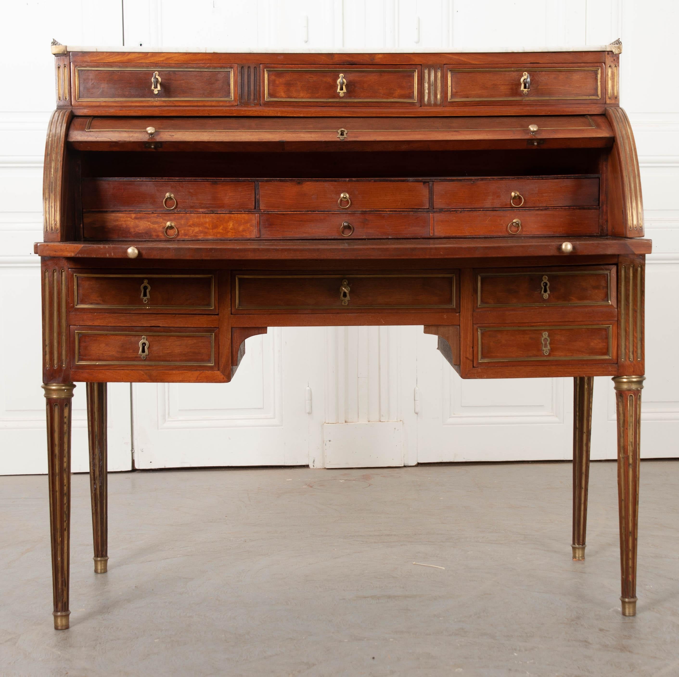 French 19th Century Louis XVI-Style Mahogany Roll Top Desk In Good Condition In Baton Rouge, LA
