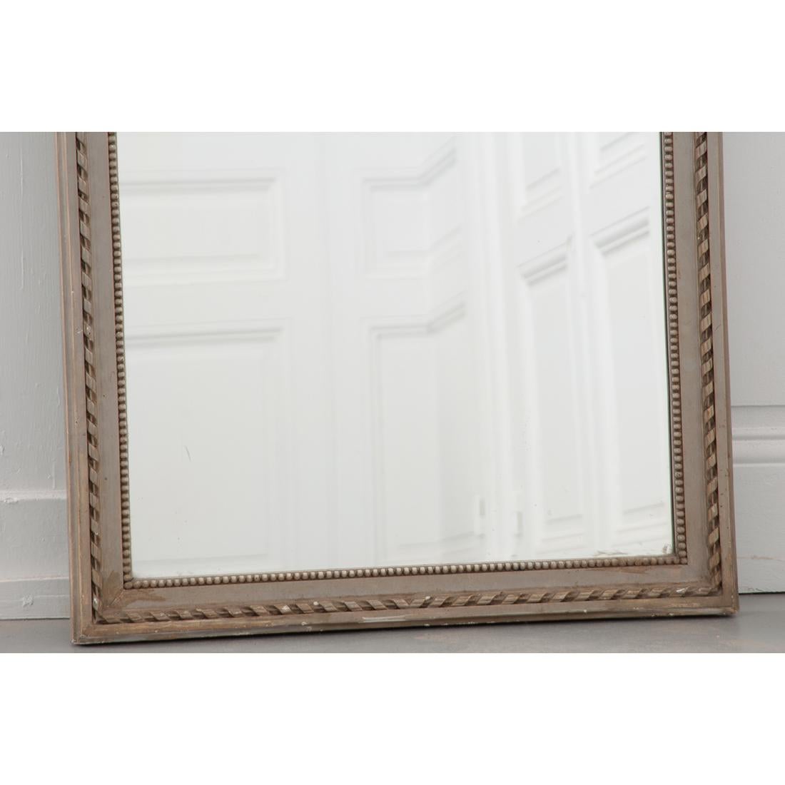 French 19th Century Louis XVI Style Mirror In Good Condition In Baton Rouge, LA