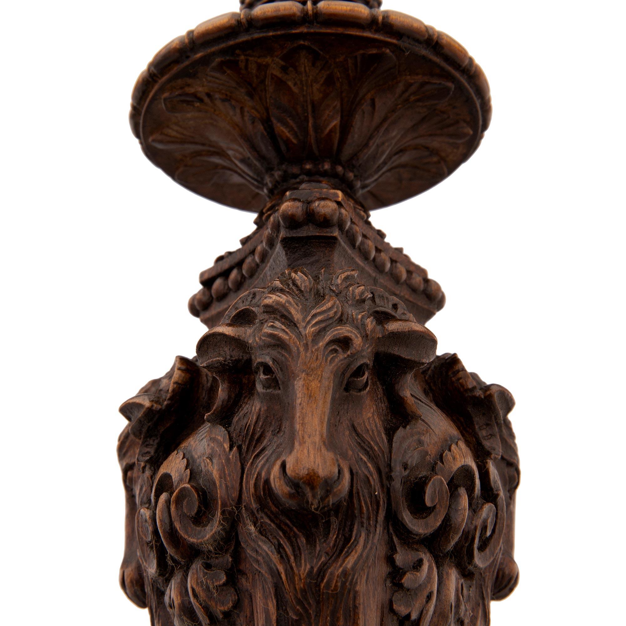 French 19th Century Louis XVI Style Oak Lamp For Sale 1