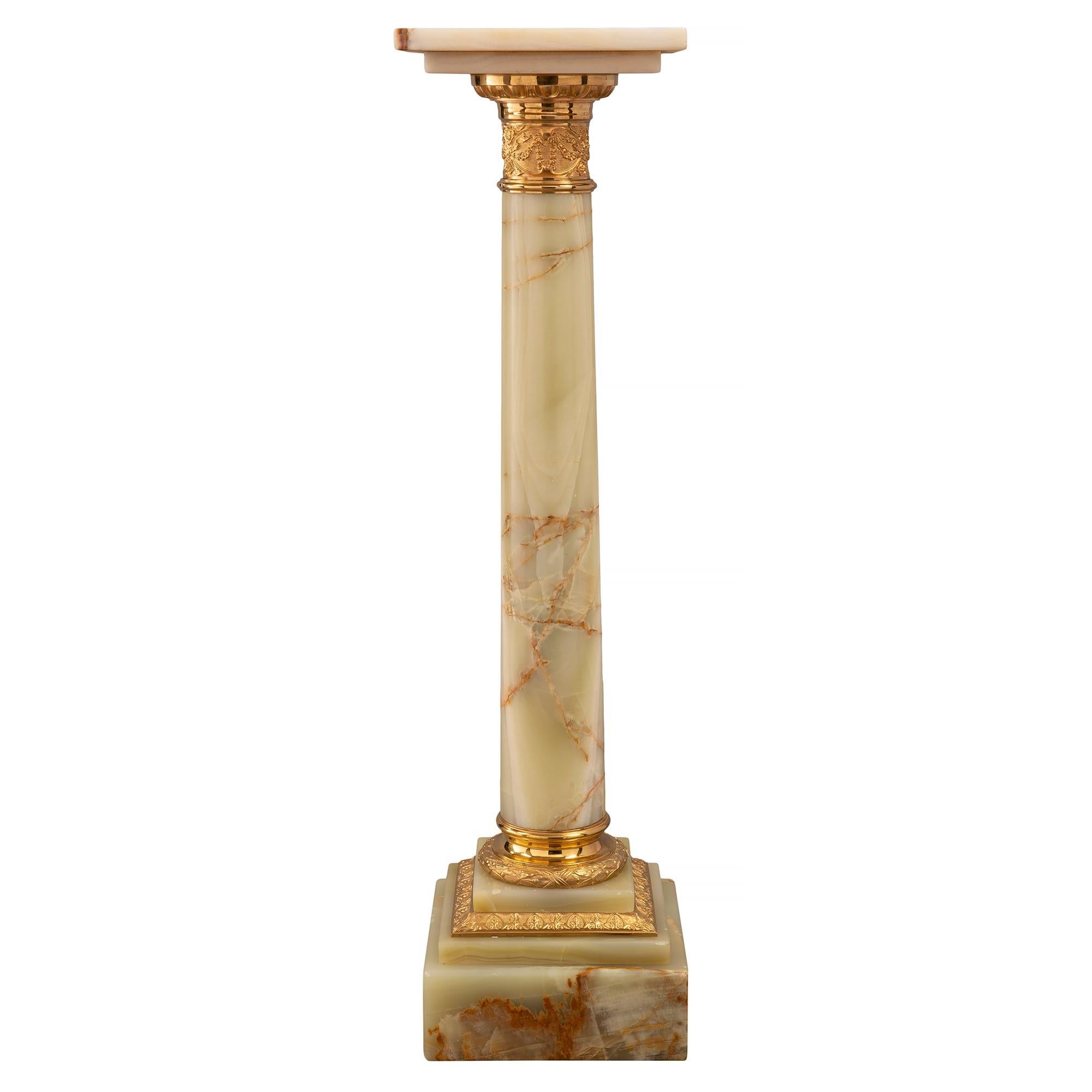 French 19th Century Louis XVI Style Onyx and Ormolu Pedestal Column For Sale 2