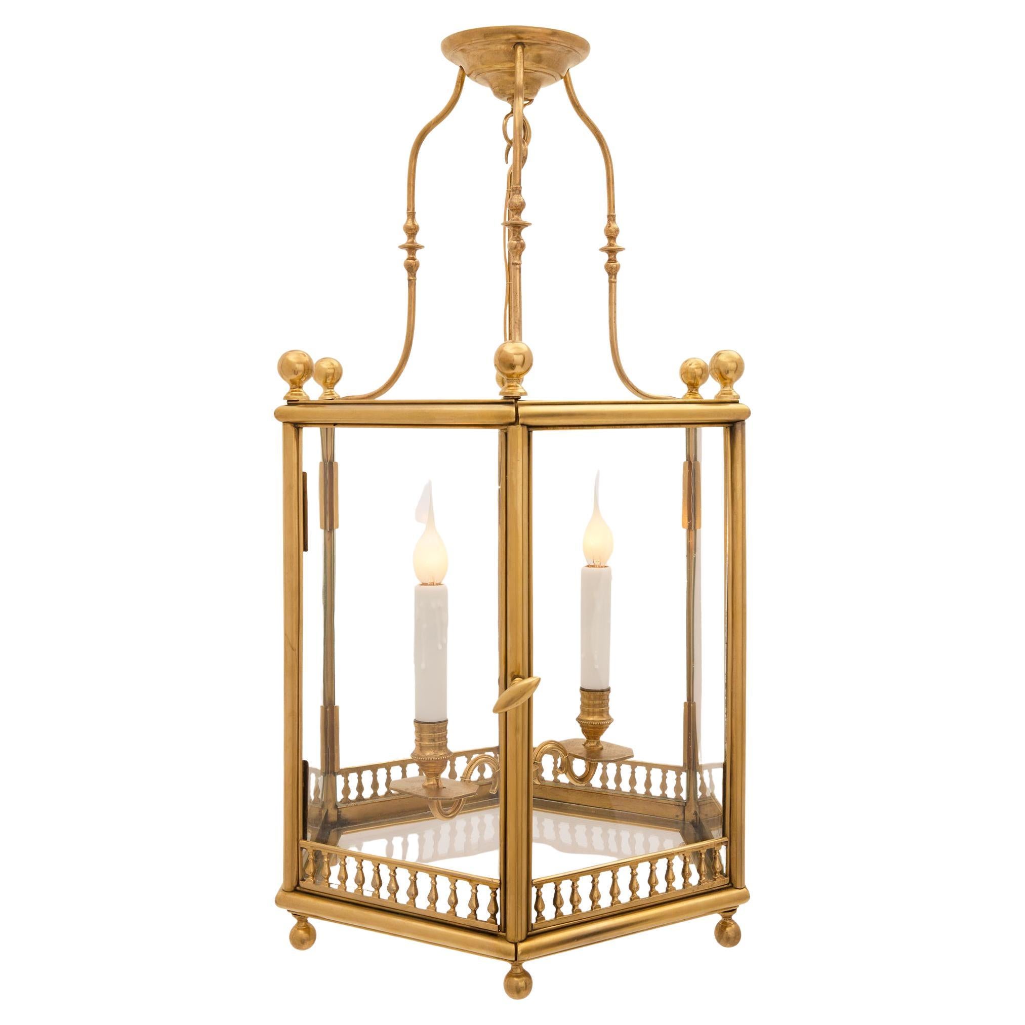 Lanterne française du 19ème siècle de style Louis XVI en bronze doré et verre