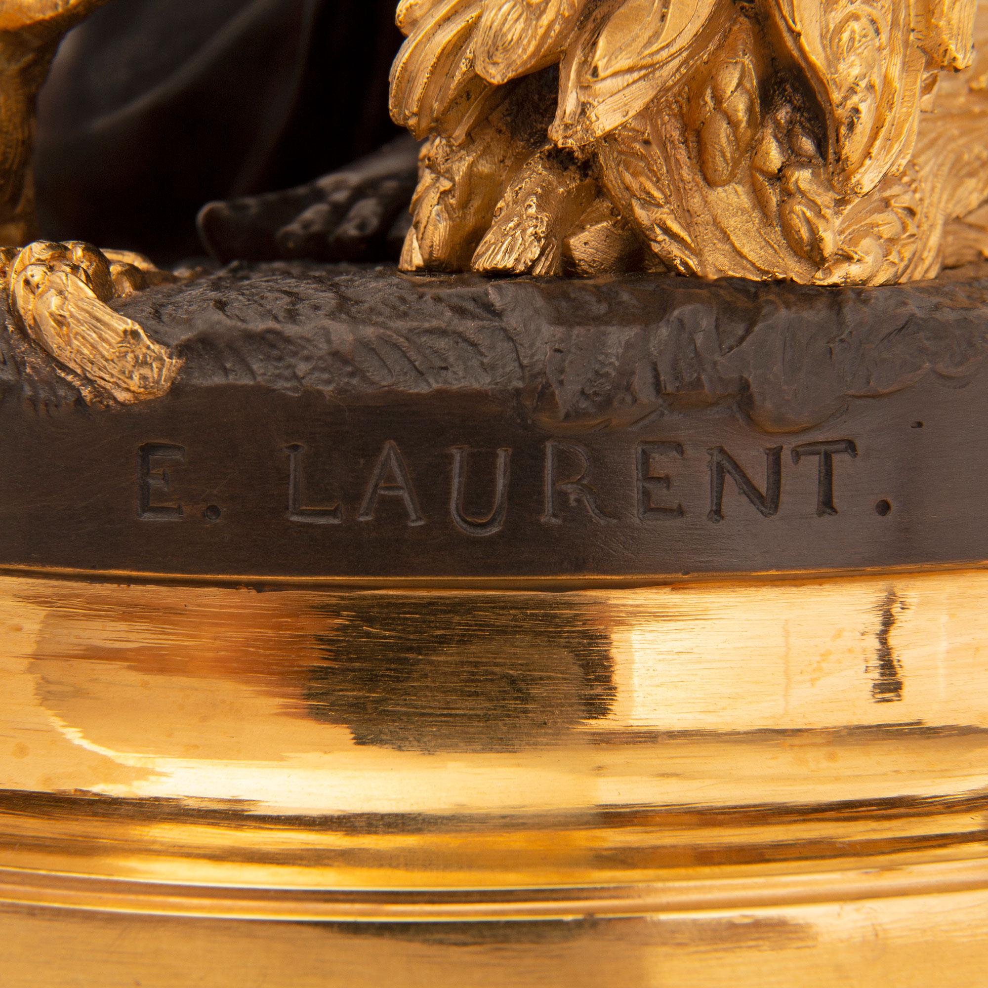Statue aus Goldbronze und patinierter Bronze im Louis-XVI.-Stil des 19. Jahrhunderts im Angebot 3