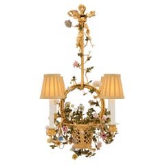 Lustre français de style Louis XVI du XIXe siècle en bronze doré et porcelaine de Saxe