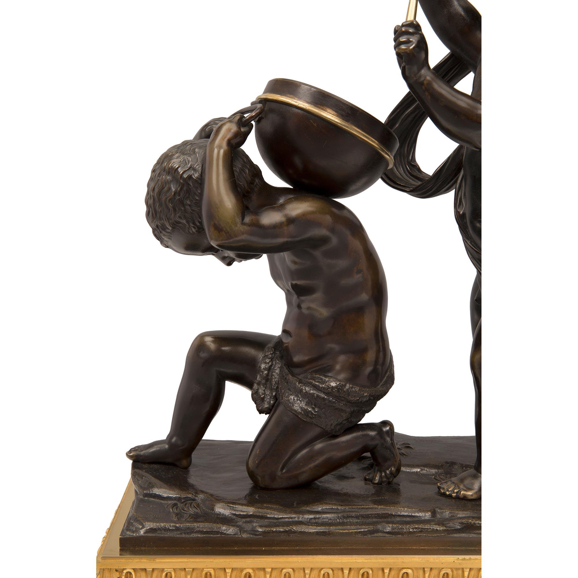 Statua francese del XIX secolo in stile Luigi XVI in ormolu, bronzo e marmo in vendita 1