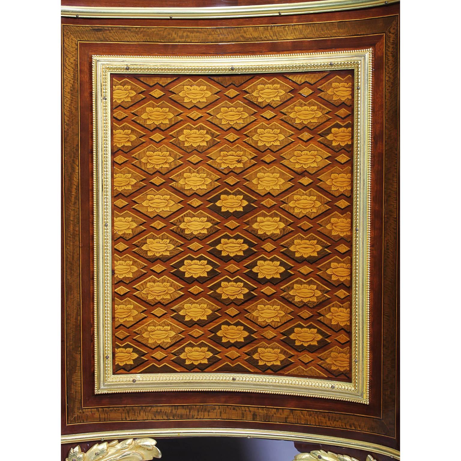 Französische Fontainebleau-Kommode im Stil Louis XVI des 19. Jahrhunderts mit hochkarätigem Gold-Quecksilber-Amalgam und Intarsien im Angebot 7