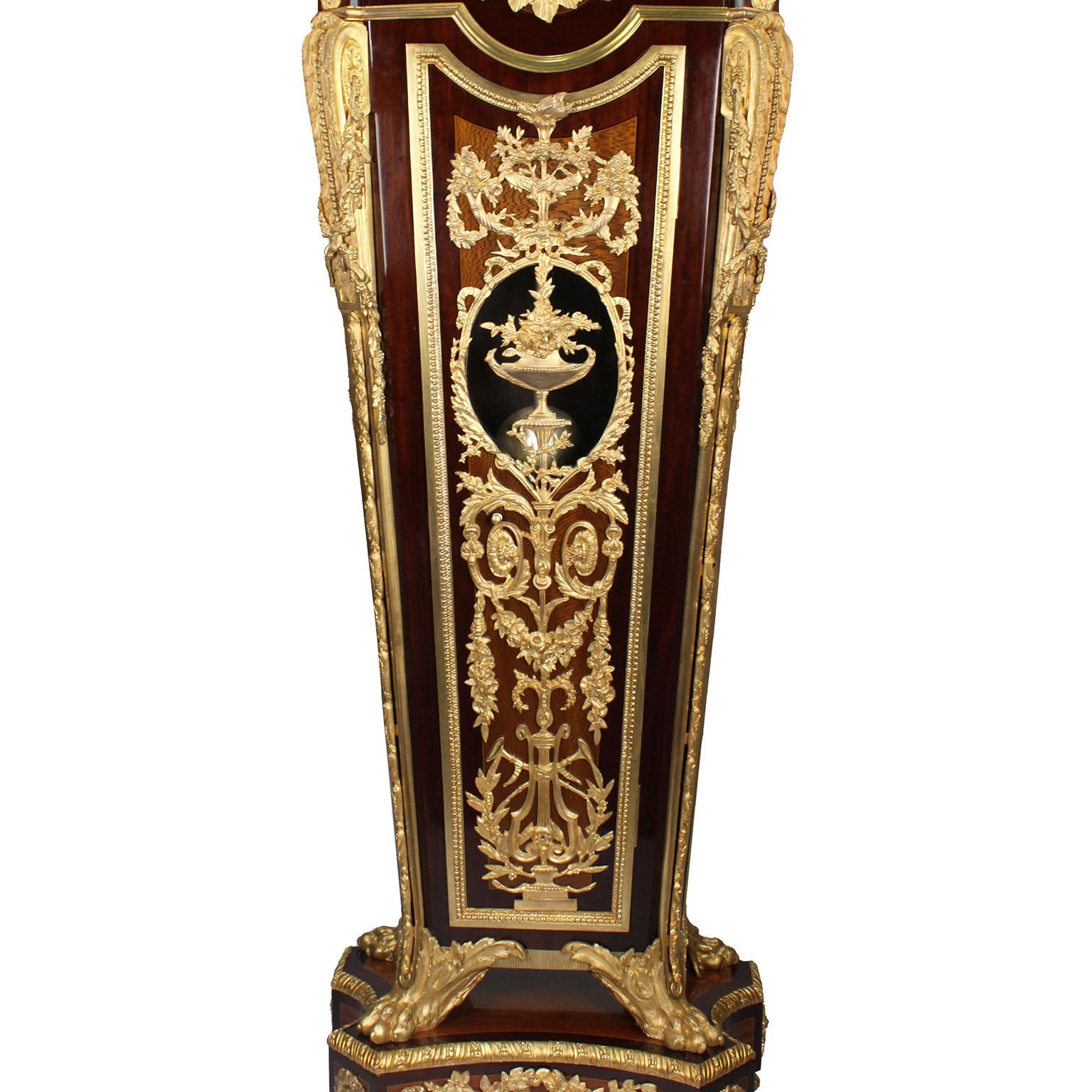 Grand-père français du 19ème siècle de style Louis XVI monté en bronze doré - Horloge à grand boîtier en vente 6