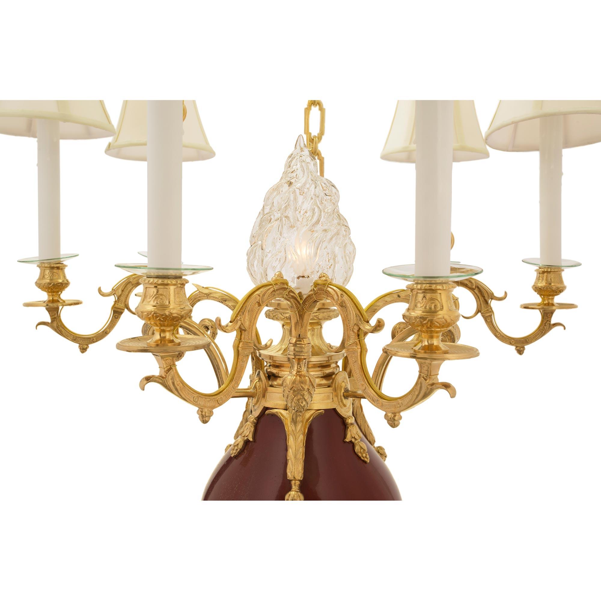 French 19th Century Louis XVI Style Porcelain and Ormolu Chandelier For Sale 1