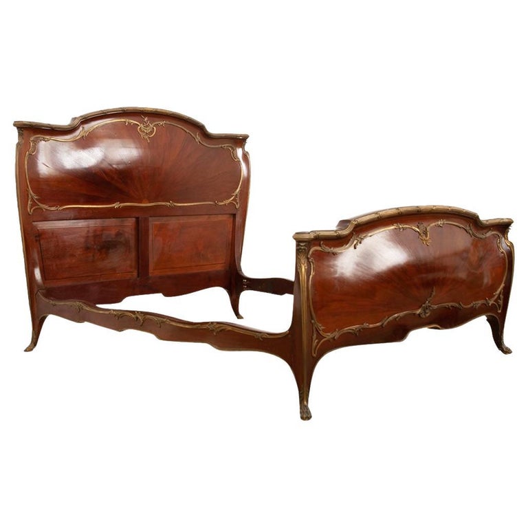 French 19th Century Louis XVI Style Queen Bed For Sale at 1stDibs