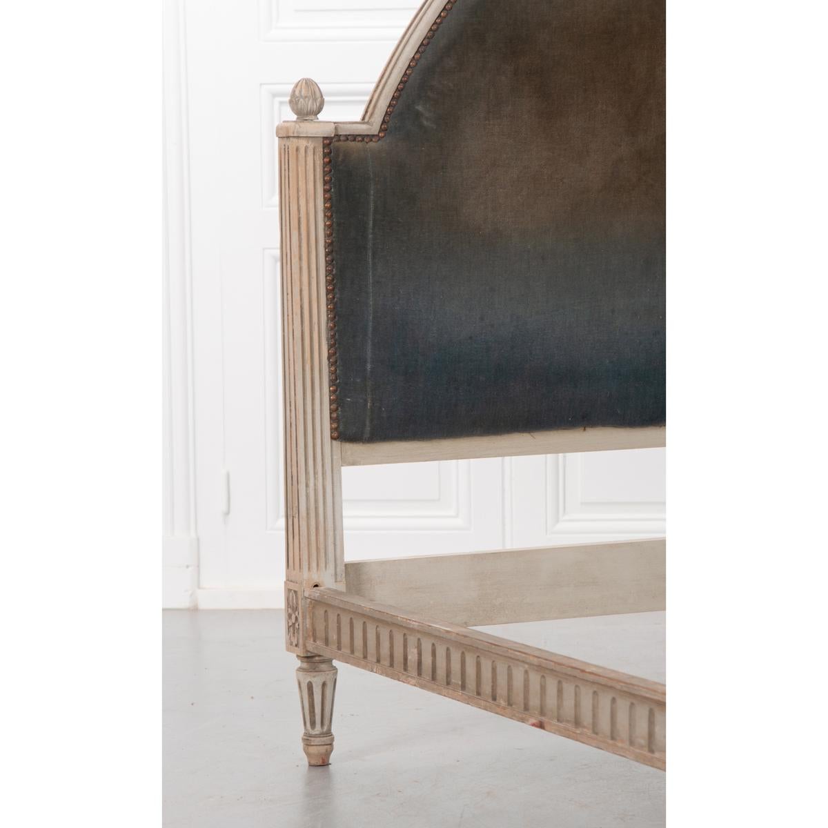 French 19th Century Louis XVI Style Queen Painted Bed 3