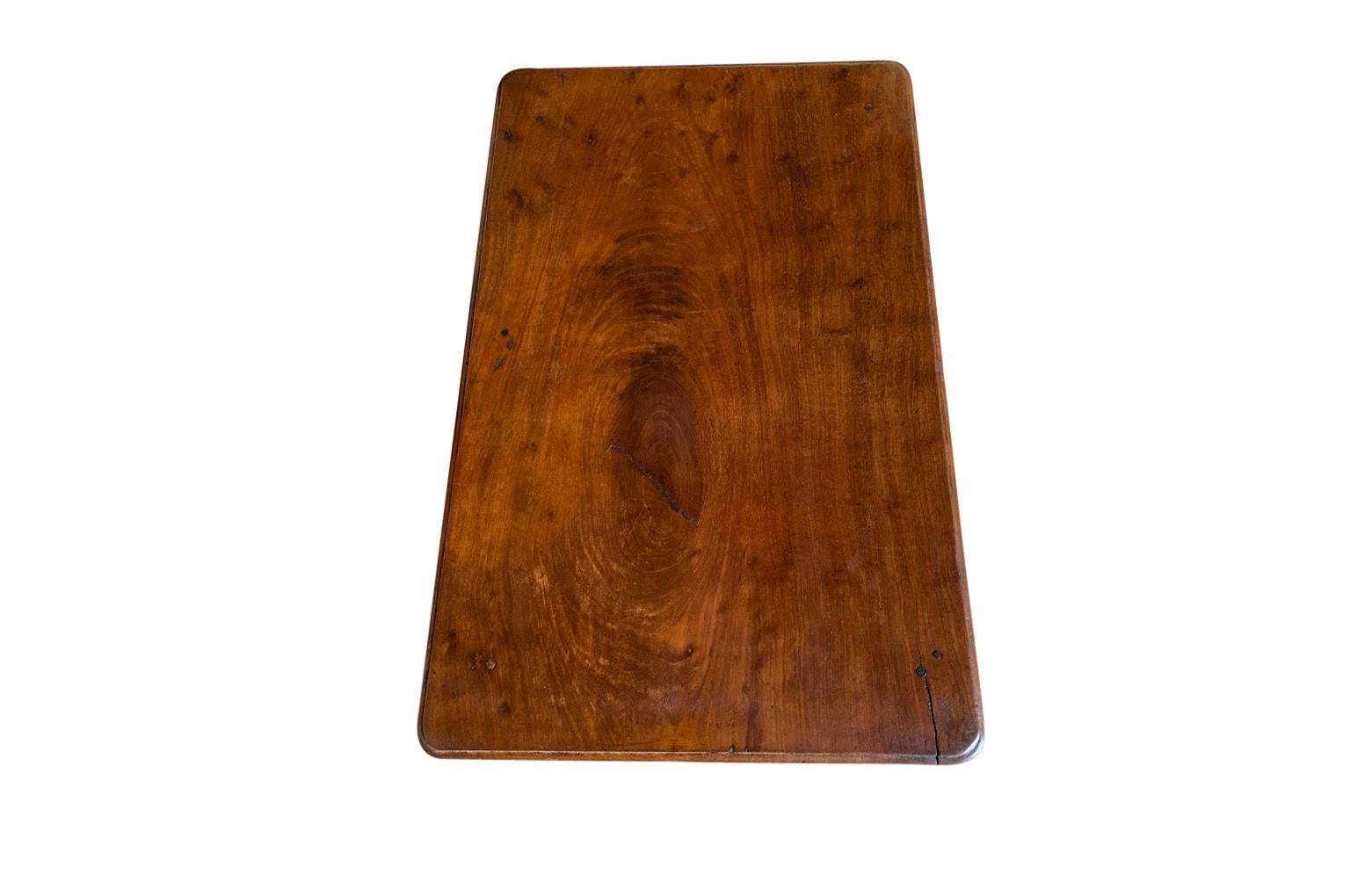Français, 19e siècle, table d'appoint de style Louis XVI en vente 6