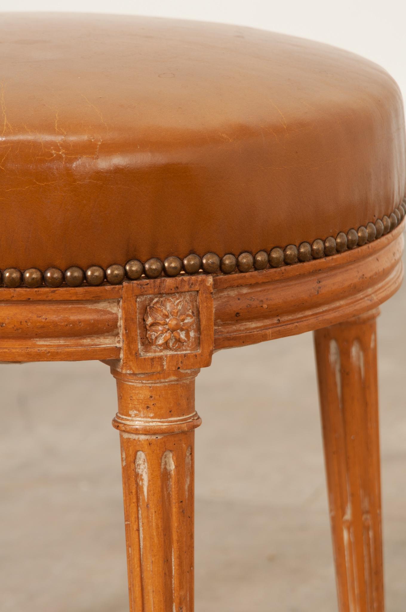 French 19th Century Louis XVI Style Stool For Sale 3