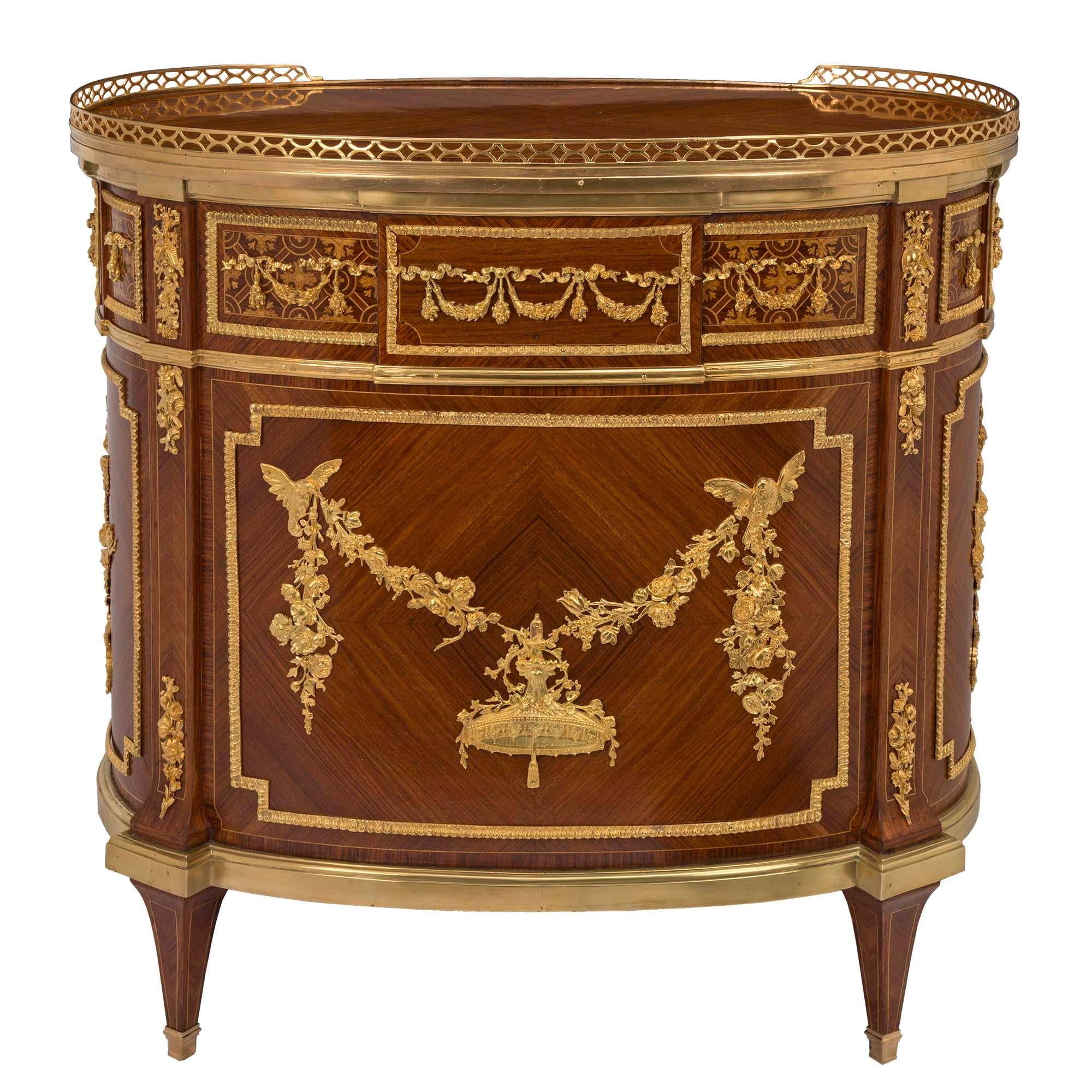 French 19th Century Louis XVI Style Tulipwood Side Table/Cabinet In Good Condition For Sale In West Palm Beach, FL