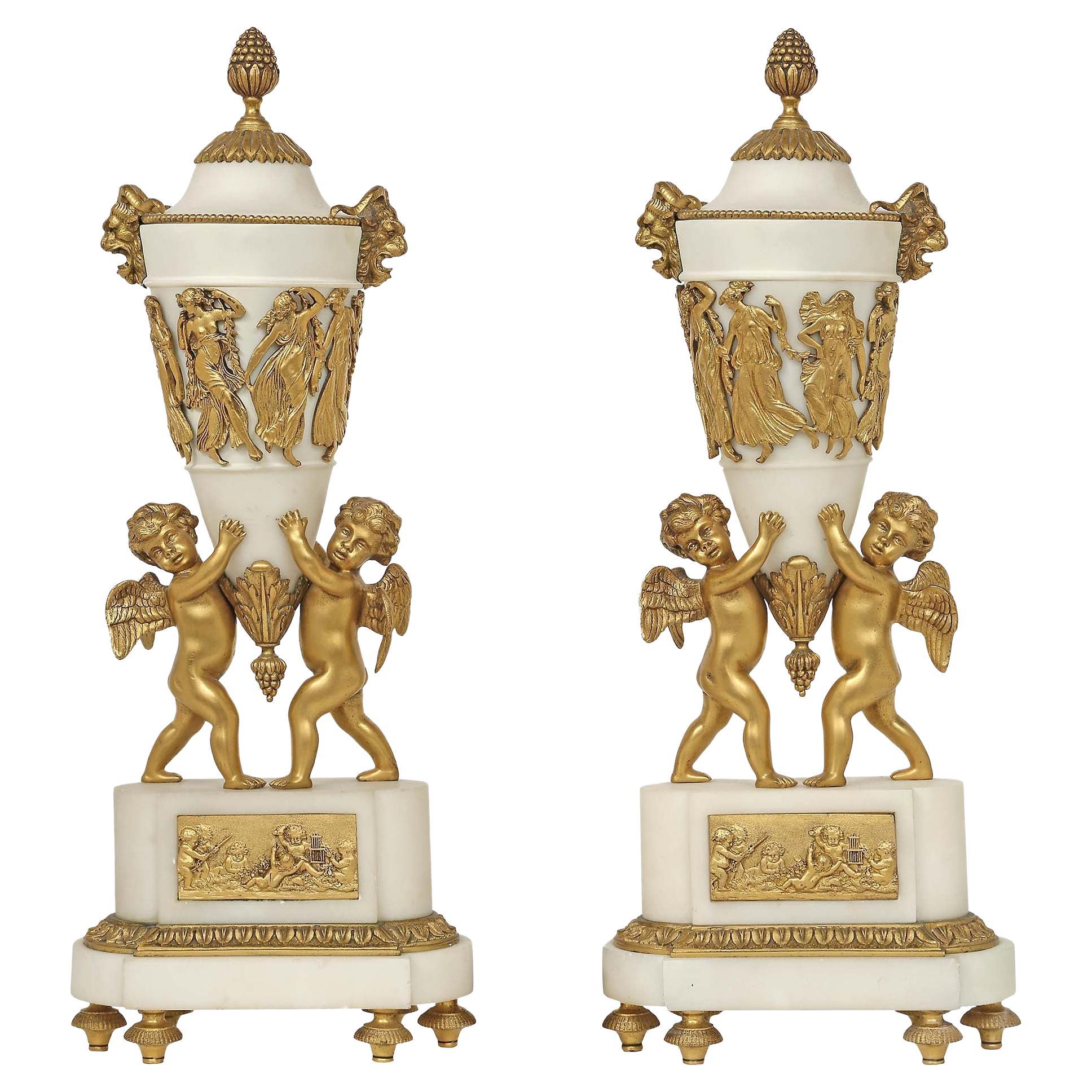 Cassolettes françaises de style Louis XVI du 19ème siècle en marbre de Carrare blanc et bronze doré