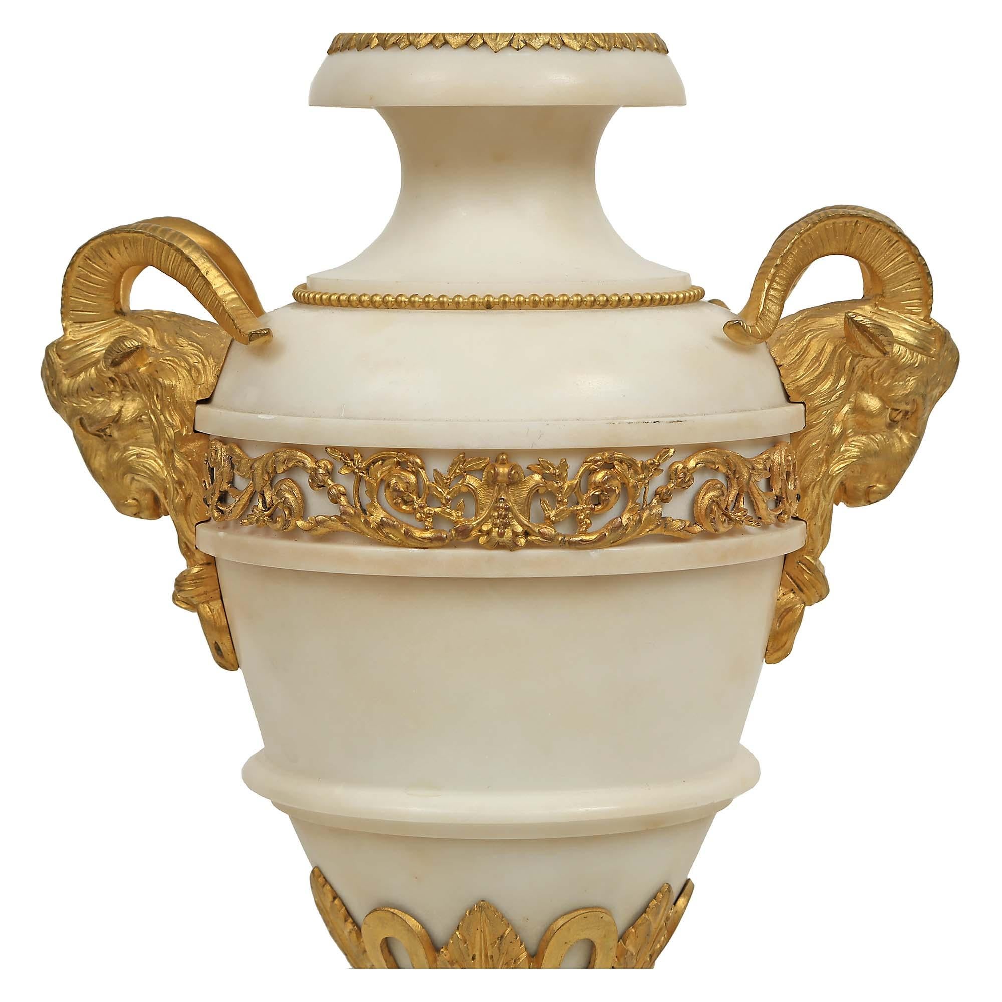 French 19th Century Louis XVI Style White Carrara Marble and Ormolu Urns For Sale 1