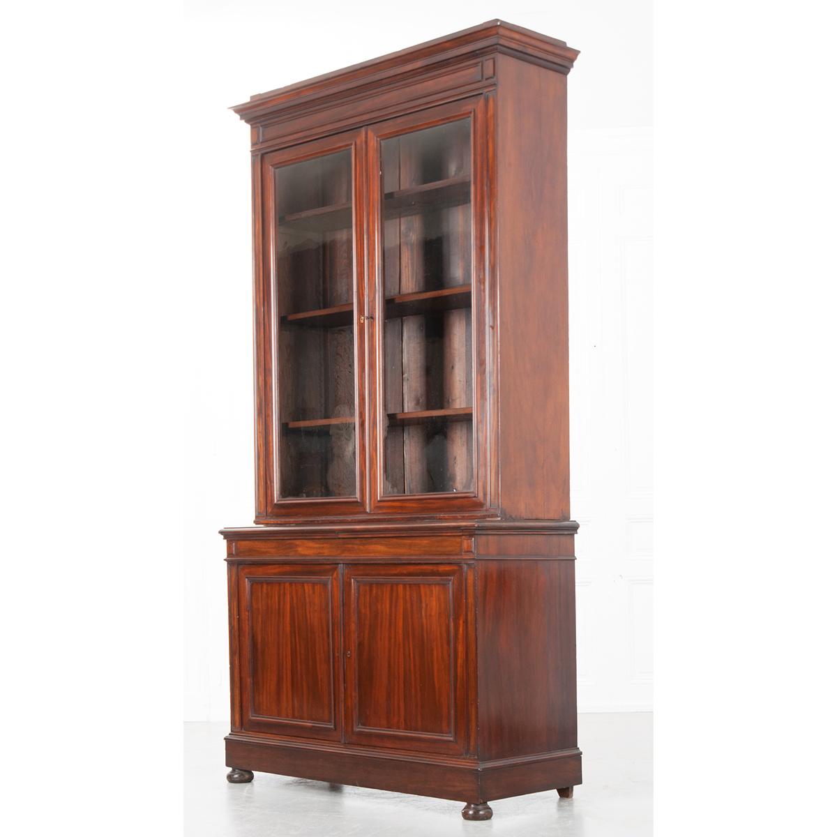 French 19th Century Mahogany Buffet à Deux Corps 4