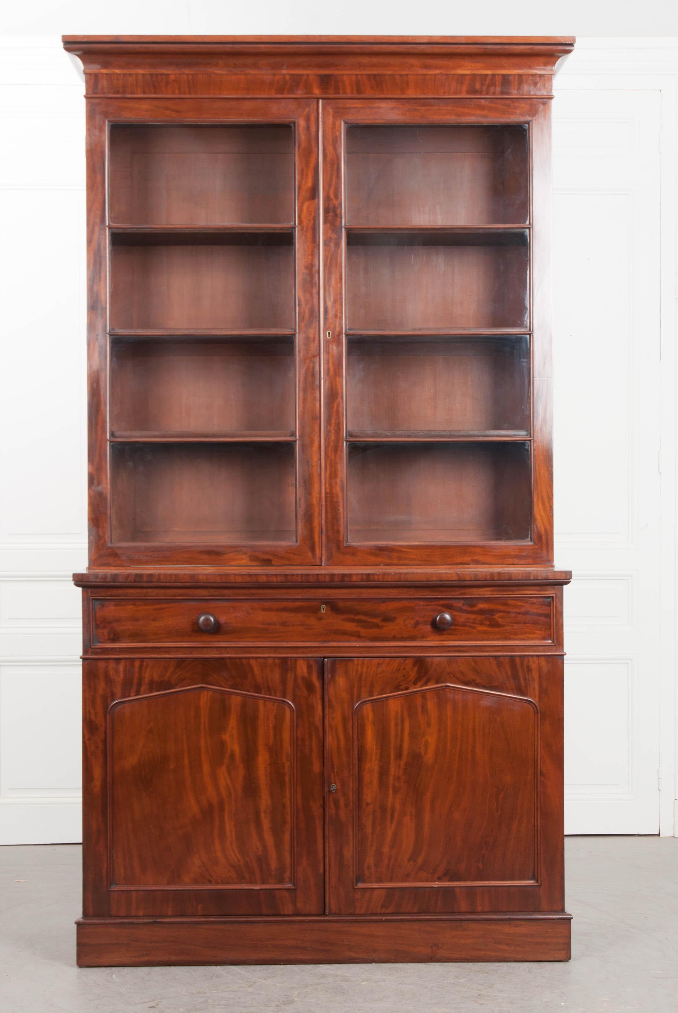 Veneer English 19th Century Mahogany Georgian Bookcase