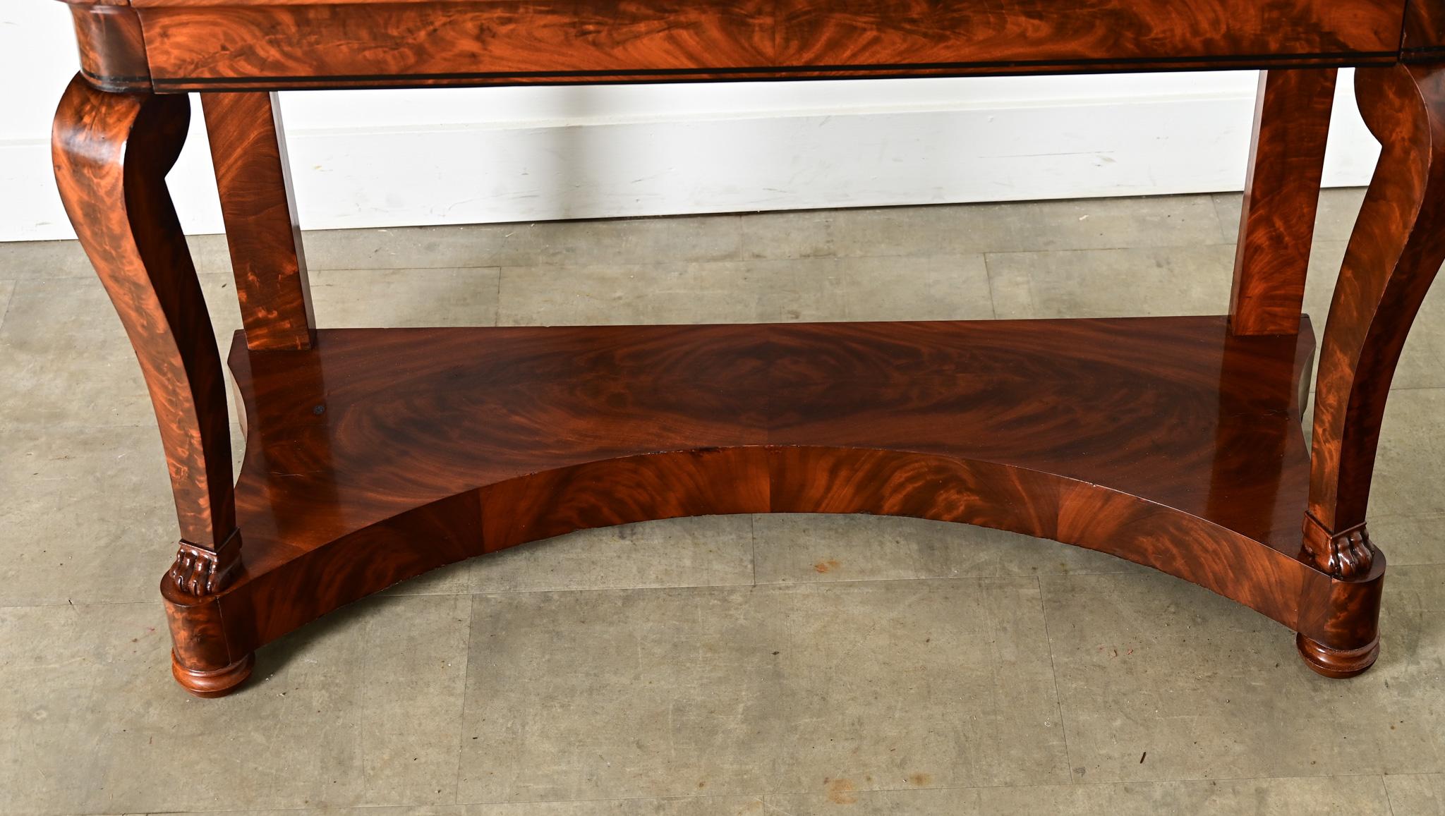 Intagliato Console di restauro francese del XIX secolo in mogano e marmo in vendita