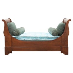 French 19th Century Mahogany Sleigh Bed