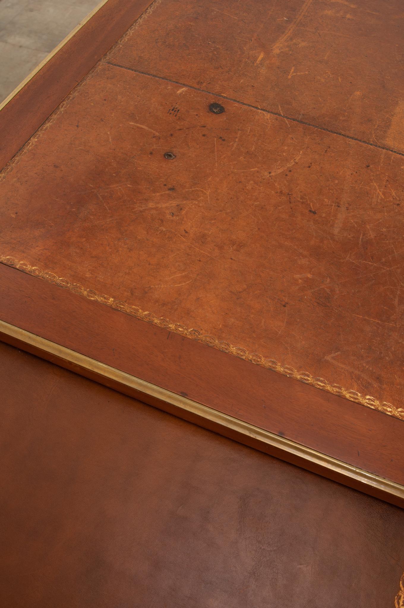 Hand-Crafted French 19th Century Mahogany Transitional Desk