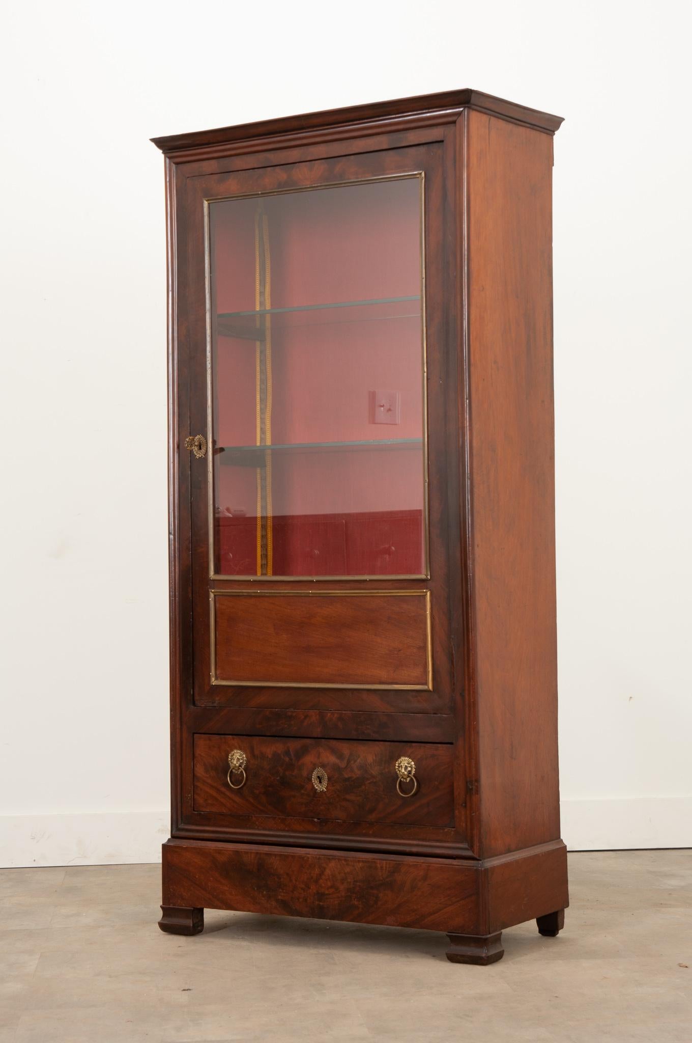 French 19th Century Mahogany Vitrine For Sale 3