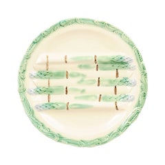 French 19th Century Majolica Asparagus Plate with Green and Cream Accents