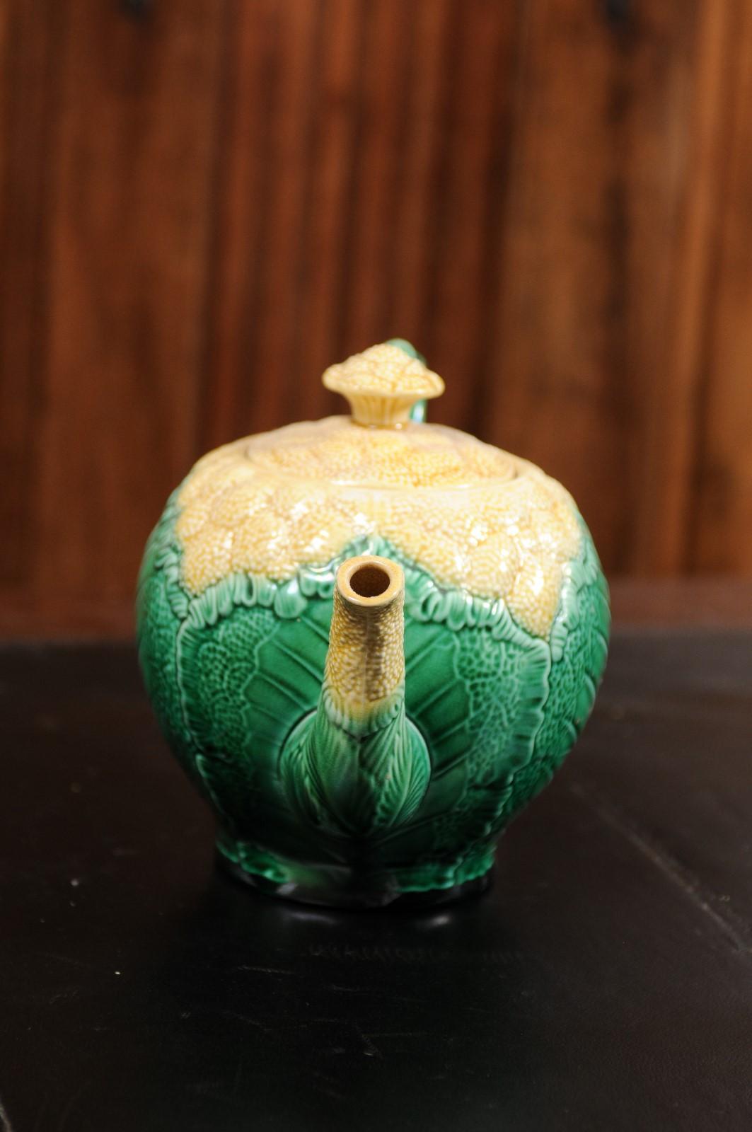 French 19th Century Majolica Light Yellow and Green Cauliflower Lidded Teapot 2