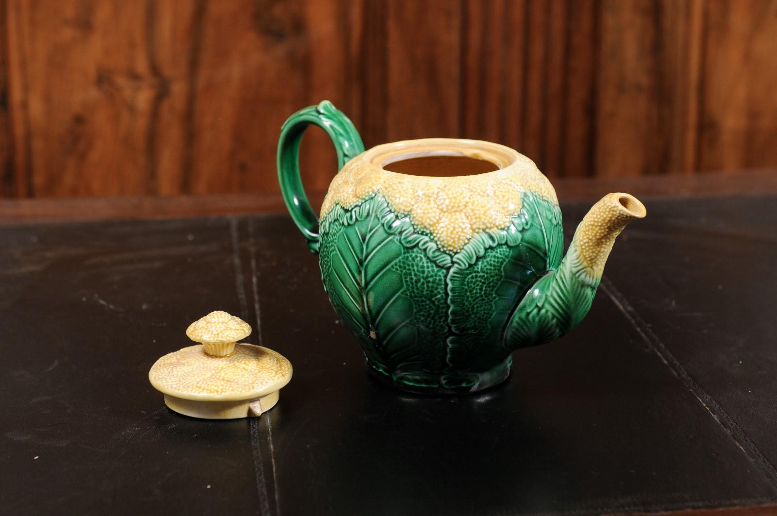 French 19th Century Majolica Light Yellow and Green Cauliflower Lidded Teapot 3