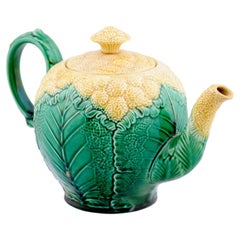 French 19th Century Majolica Light Yellow and Green Cauliflower Lidded Teapot