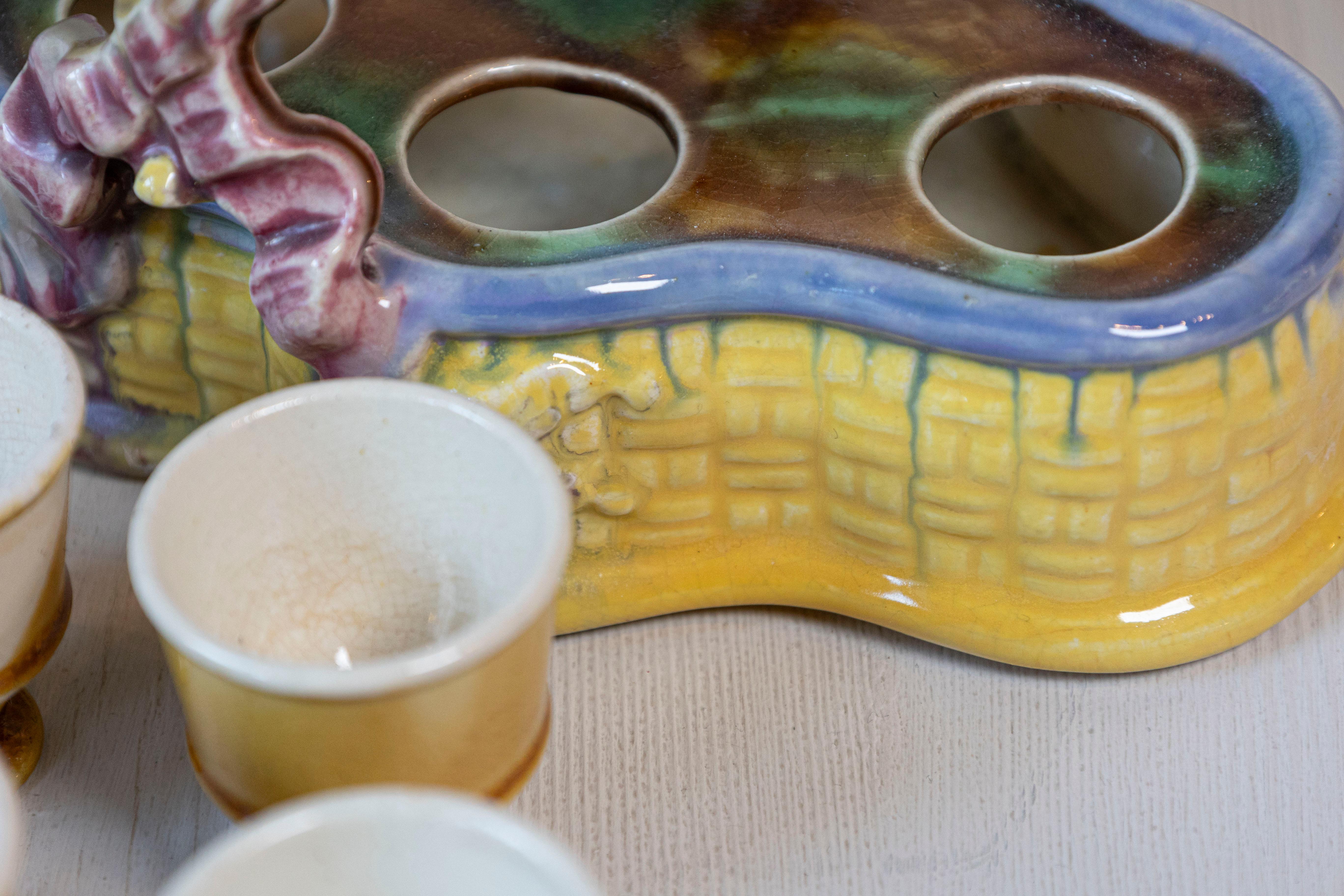 French 19th Century Majolica Porcelain Yellow Glazed Basket with Six Egg Cups For Sale 5