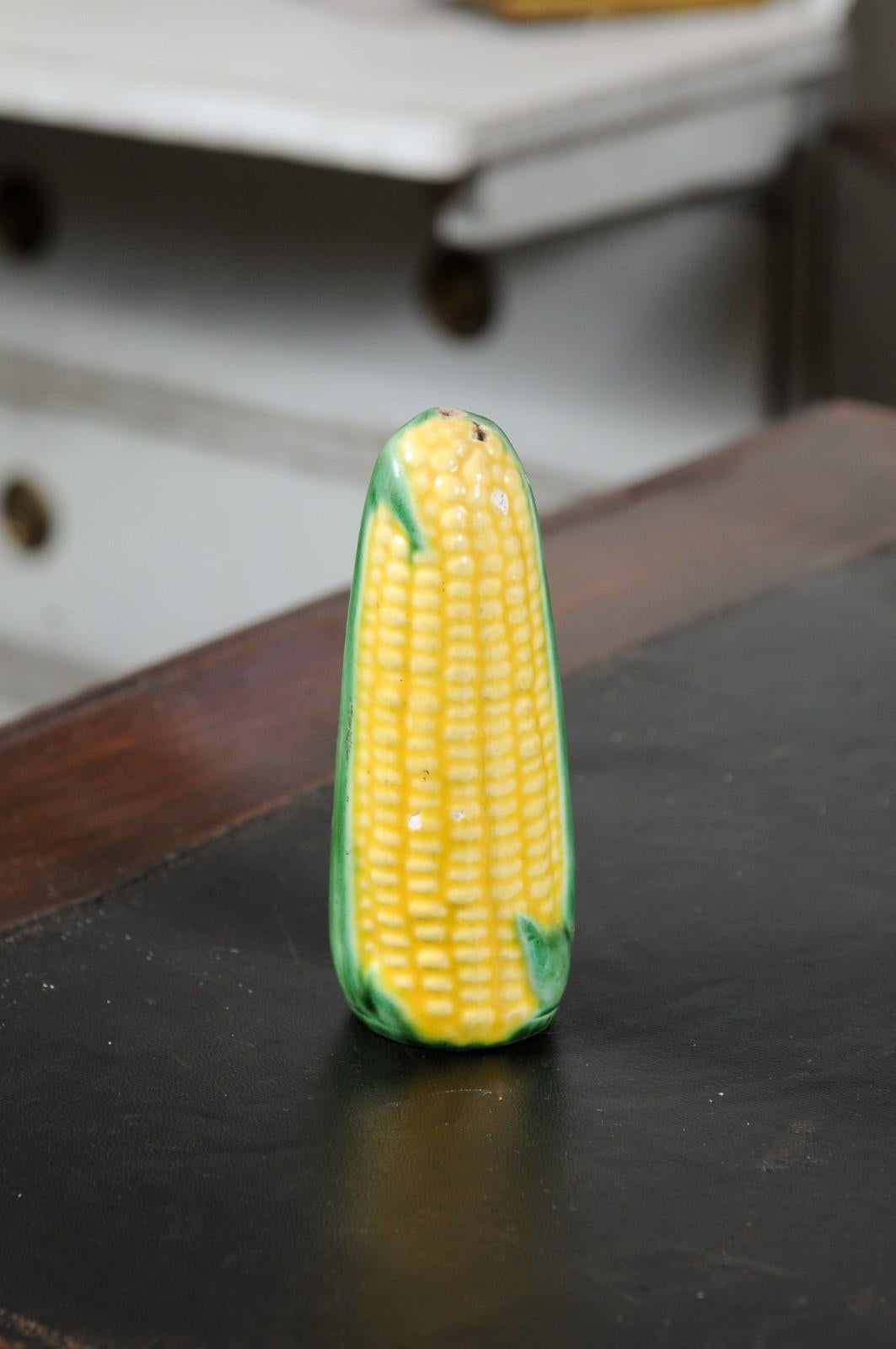 French 19th Century Majolica Yellow and Green Corn Shaped Salt Shaker In Good Condition In Atlanta, GA