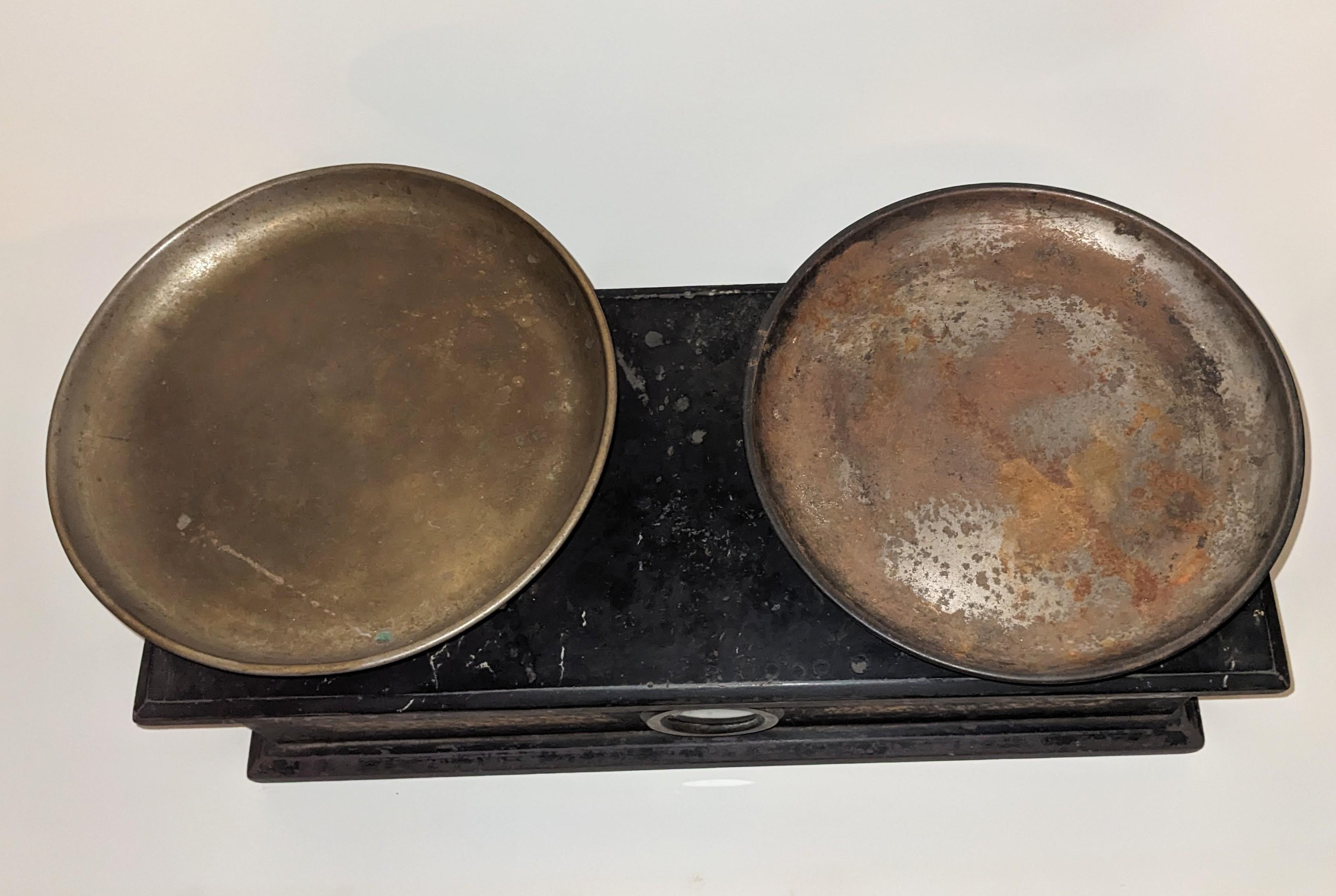 French 19th Century Marble Scale In Good Condition For Sale In Riverdale, NY