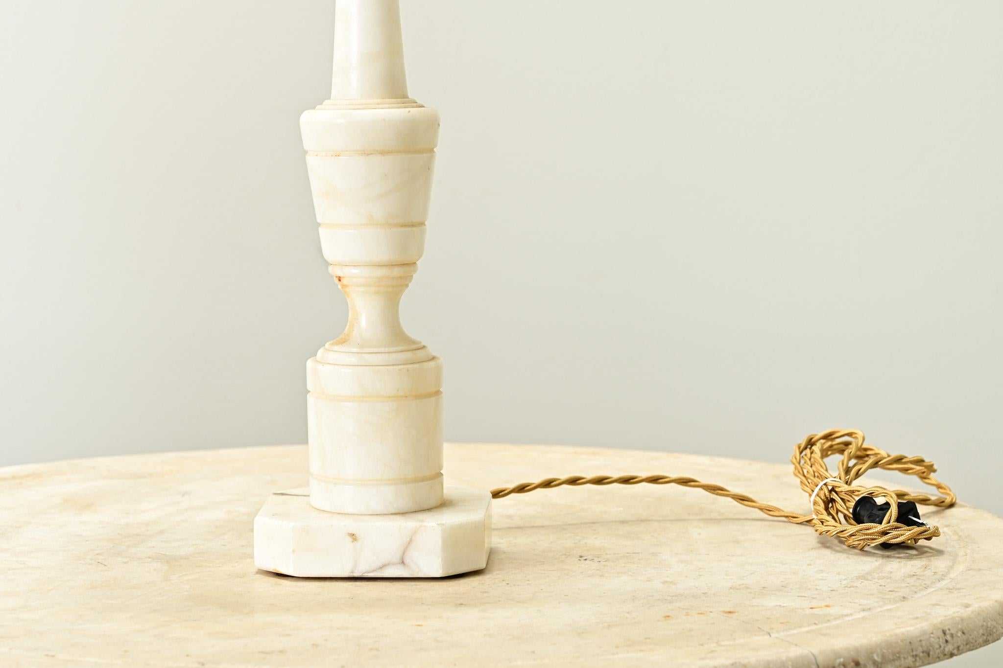 Cast French 19th Century Marble Table Lamp For Sale