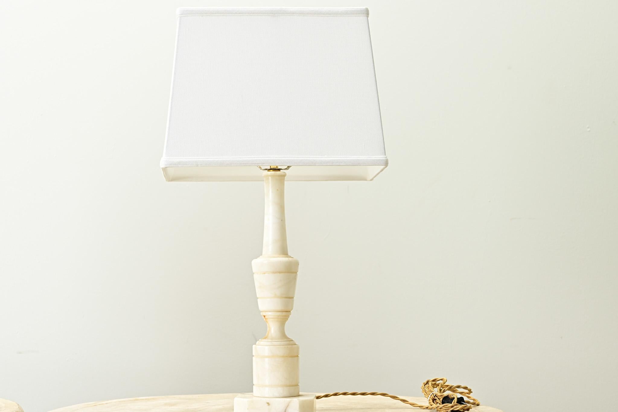 Linen French 19th Century Marble Table Lamp For Sale