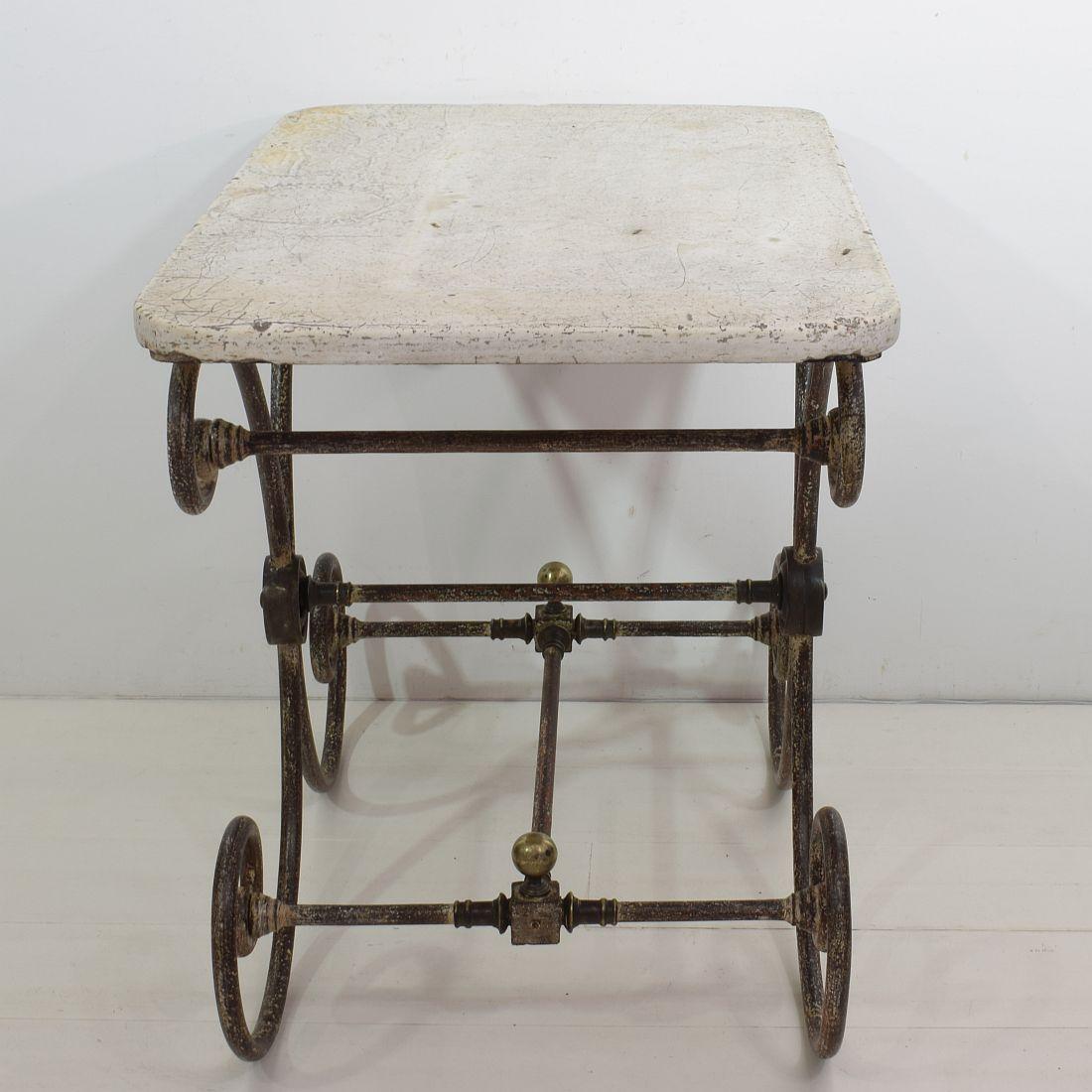 French 19th Century Marble-Top Butcher / Pastry Table In Good Condition In Buisson, FR