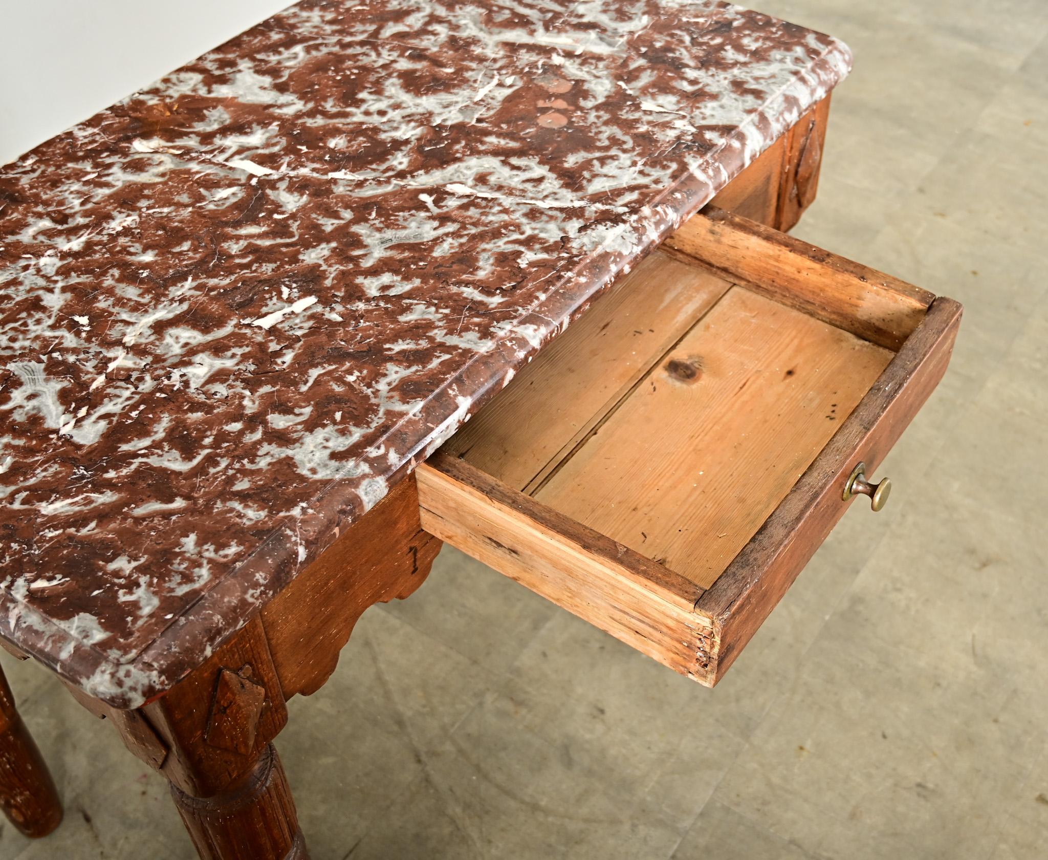 XIXe siècle Table de boucherie française du 19ème siècle à plateau de marbre en vente