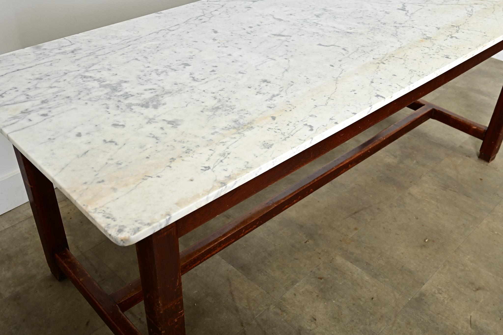 Mesa de labranza francesa del siglo XIX con tapa de mármol en venta 5