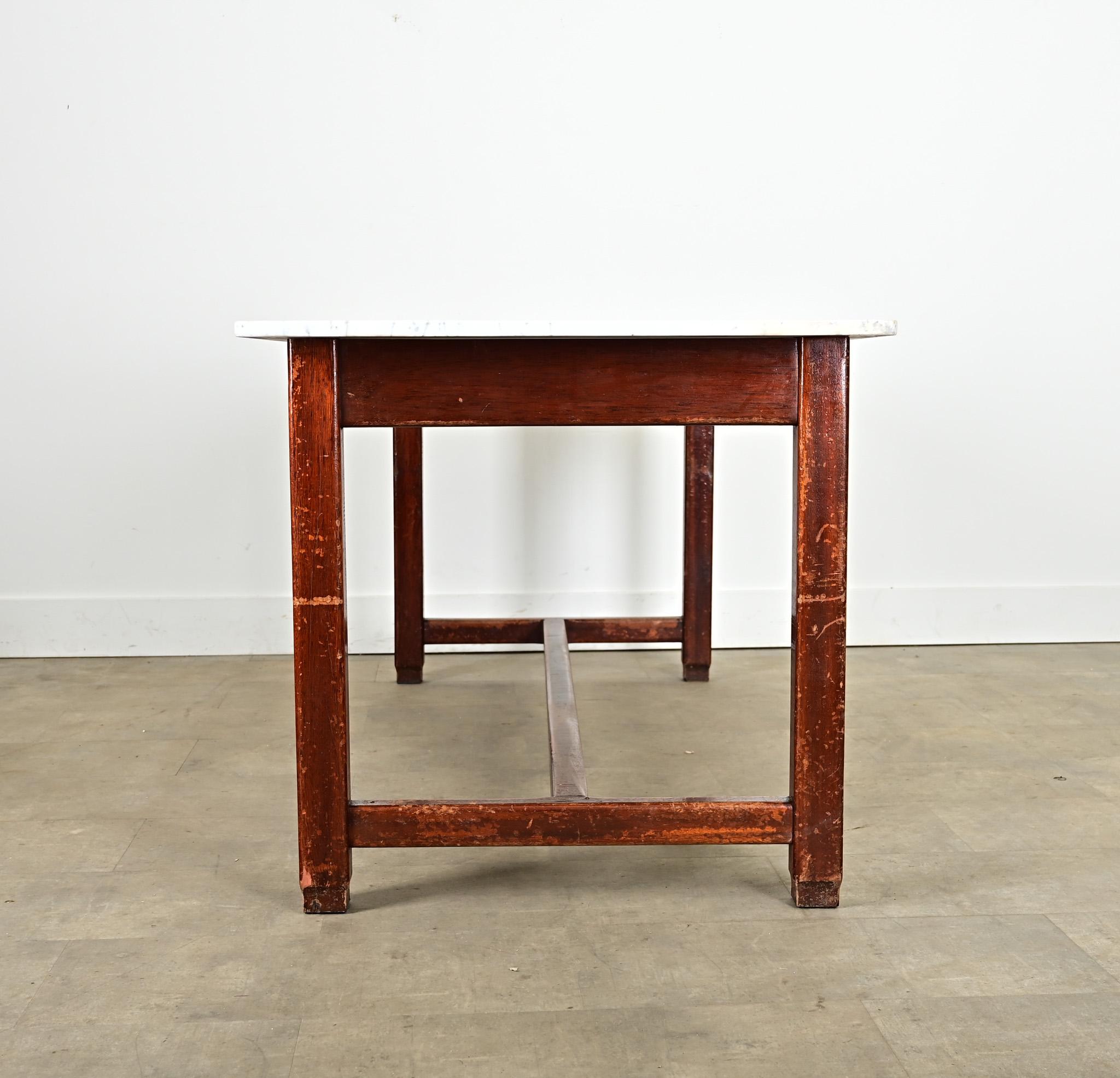 Mesa de labranza francesa del siglo XIX con tapa de mármol Francés en venta