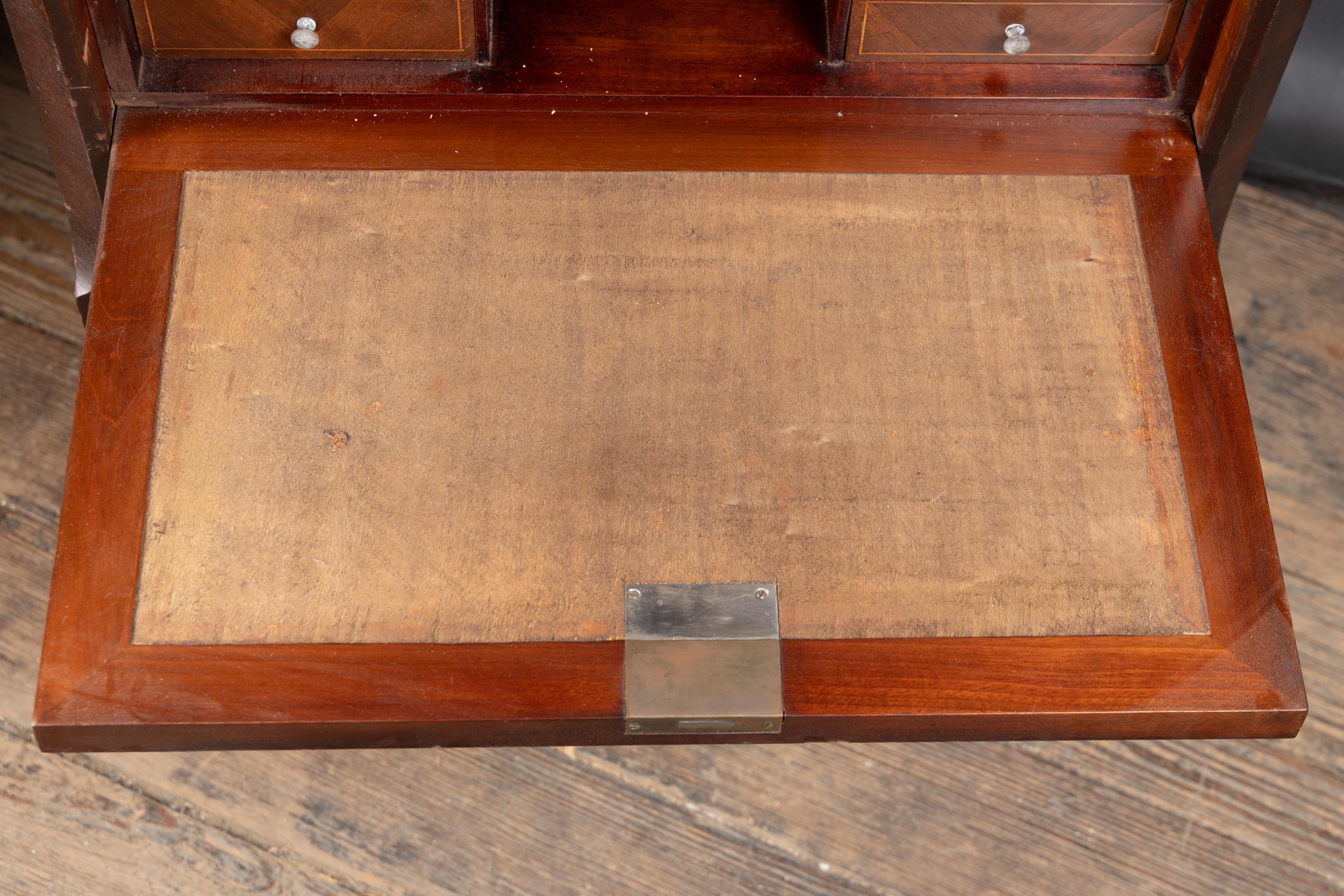 Secretaire a Abbatant en marbre du 19eme siecle, bureau a chute en vente 2